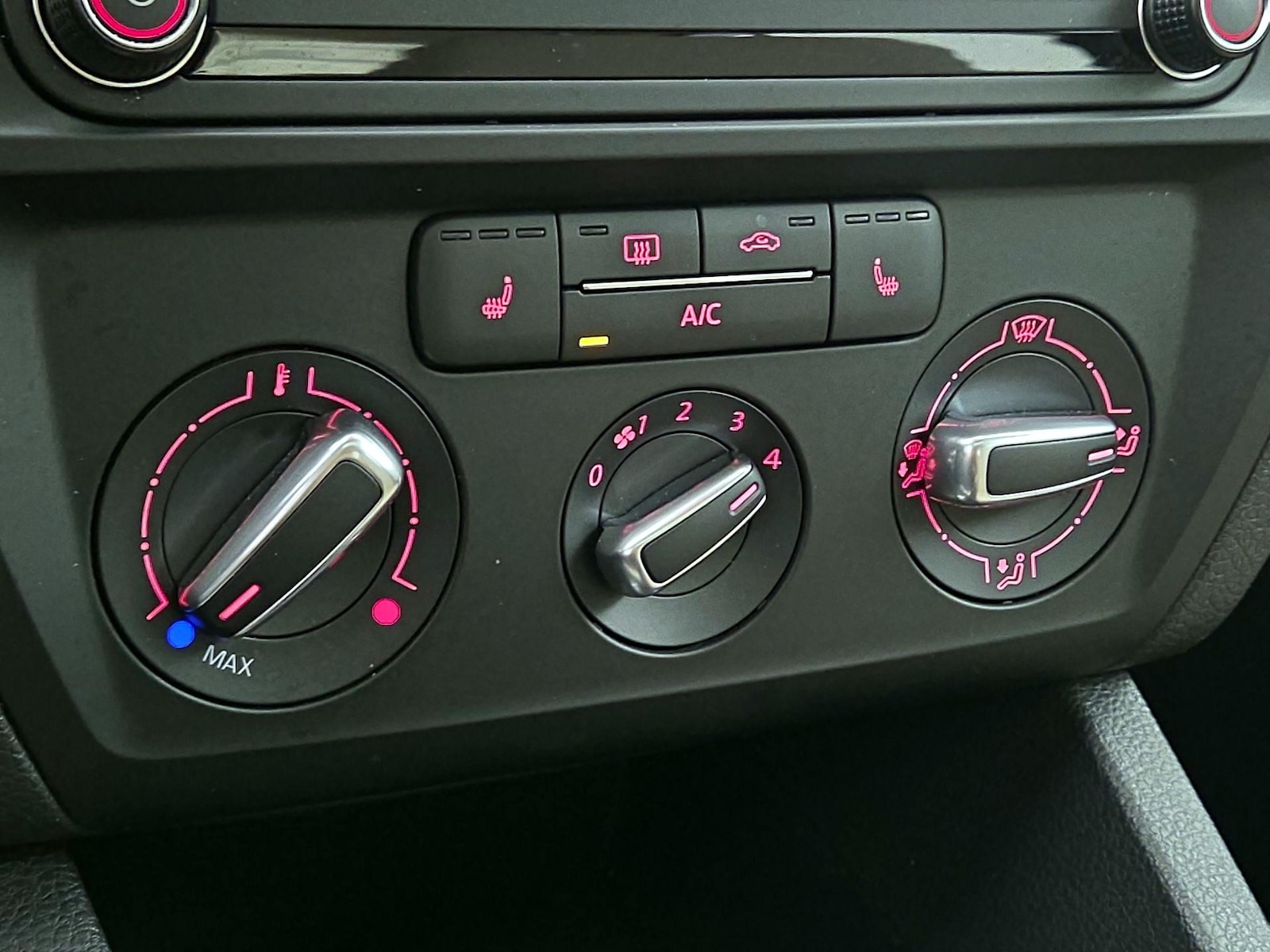 2017 Volkswagen Jetta SE - Photo 17