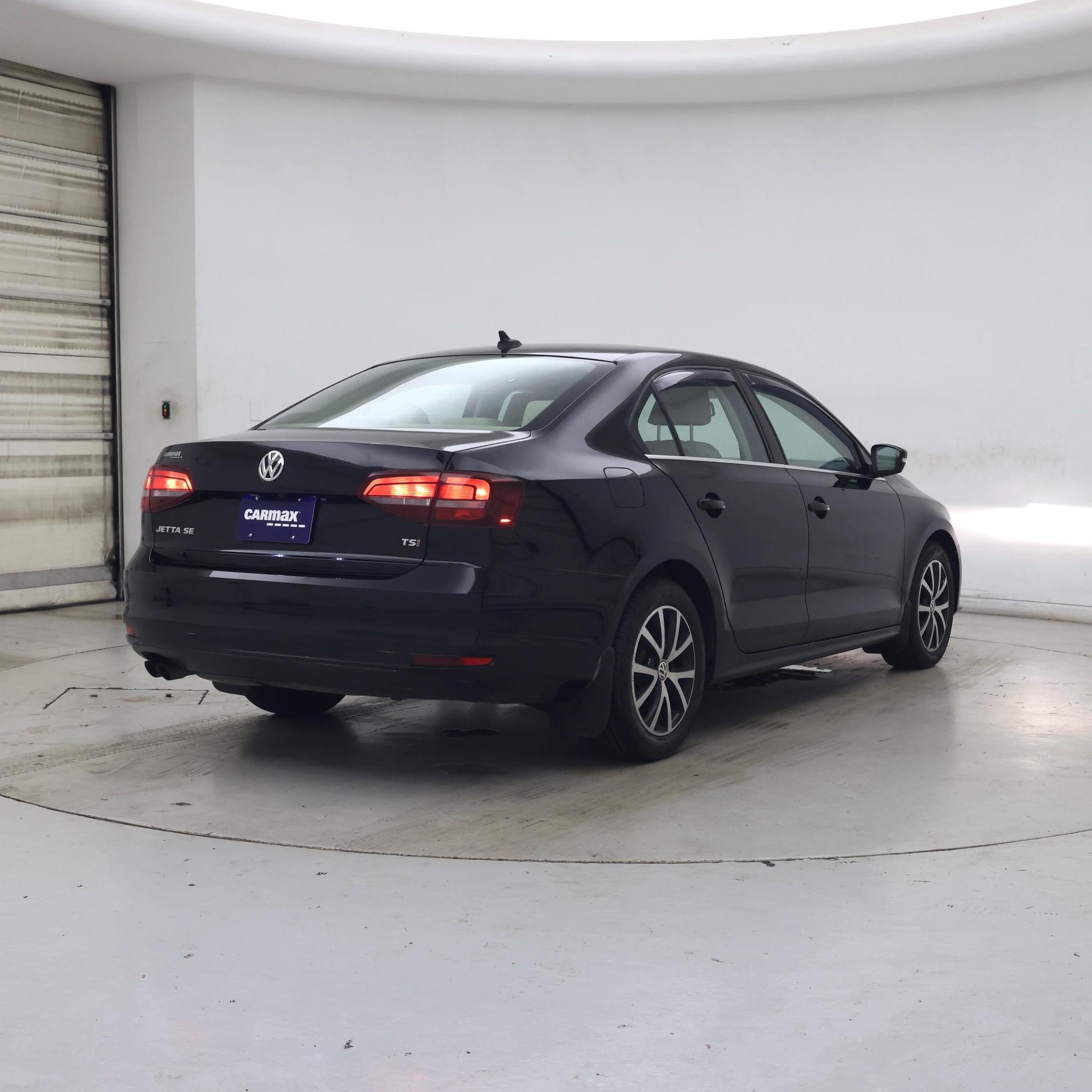 Thumbnail: 2017 Volkswagen Jetta - 8