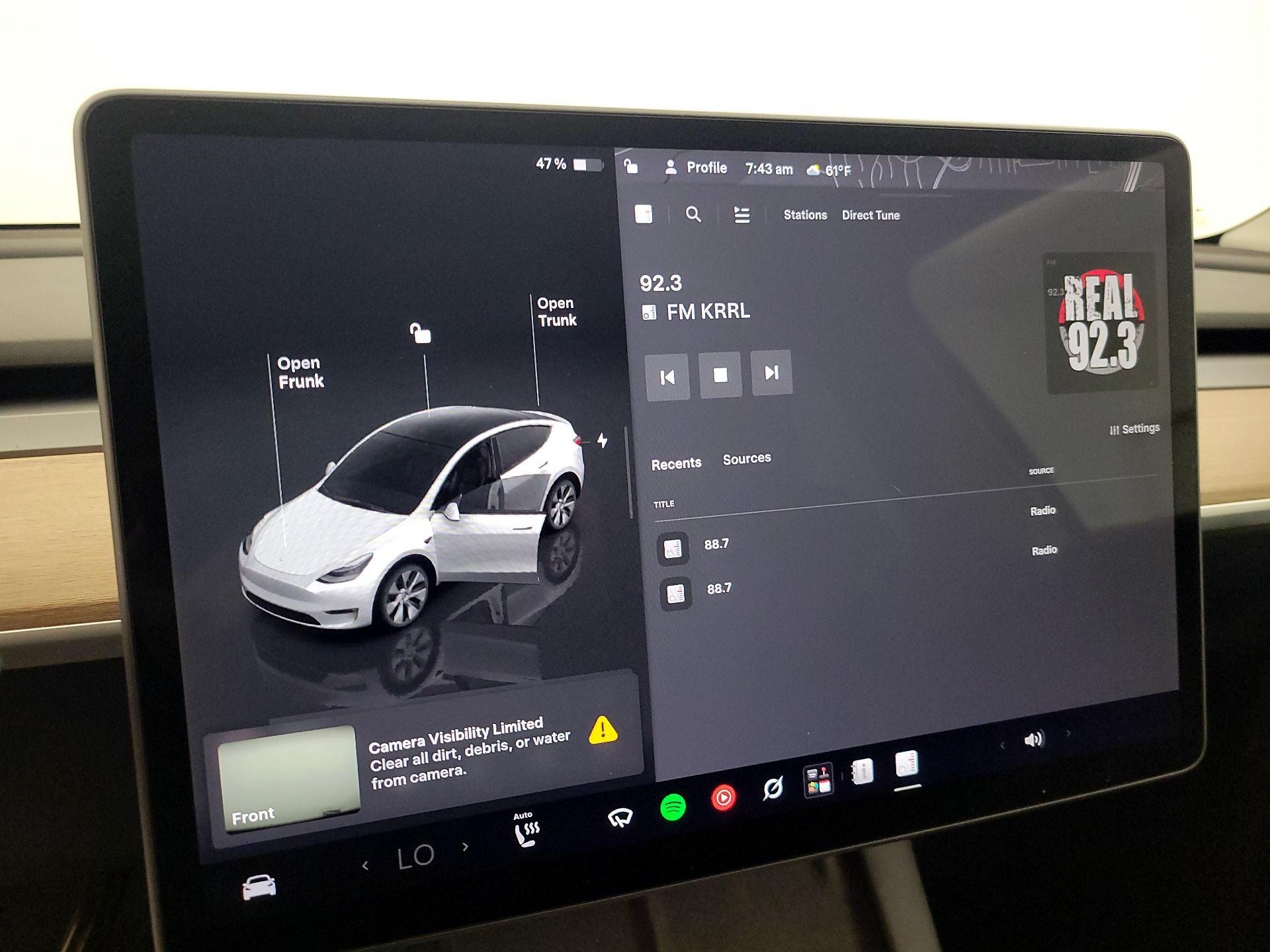 Thumbnail: 2023 Tesla Model Y - 15