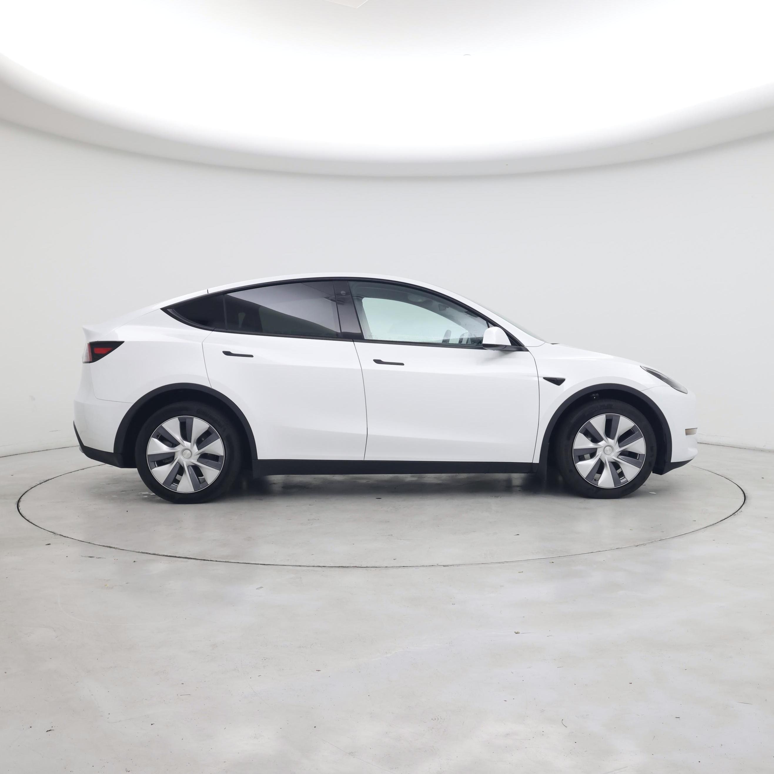 Thumbnail: 2023 Tesla Model Y - 7