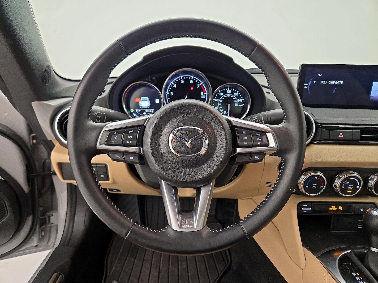 2025 Mazda MX-5 Miata RF Grand Touring - Photo 11