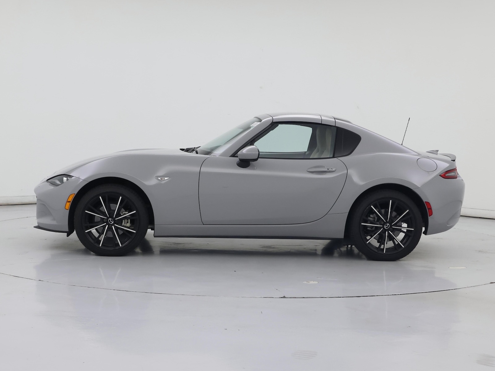 2025 Mazda MX-5 Miata RF Grand Touring - Photo 4