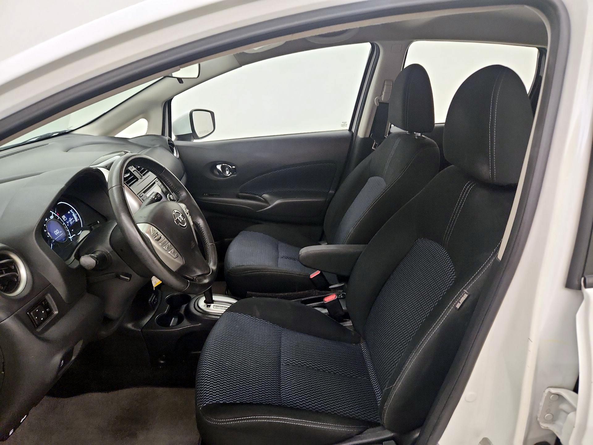 Thumbnail: 2017 Nissan Versa Note - 11