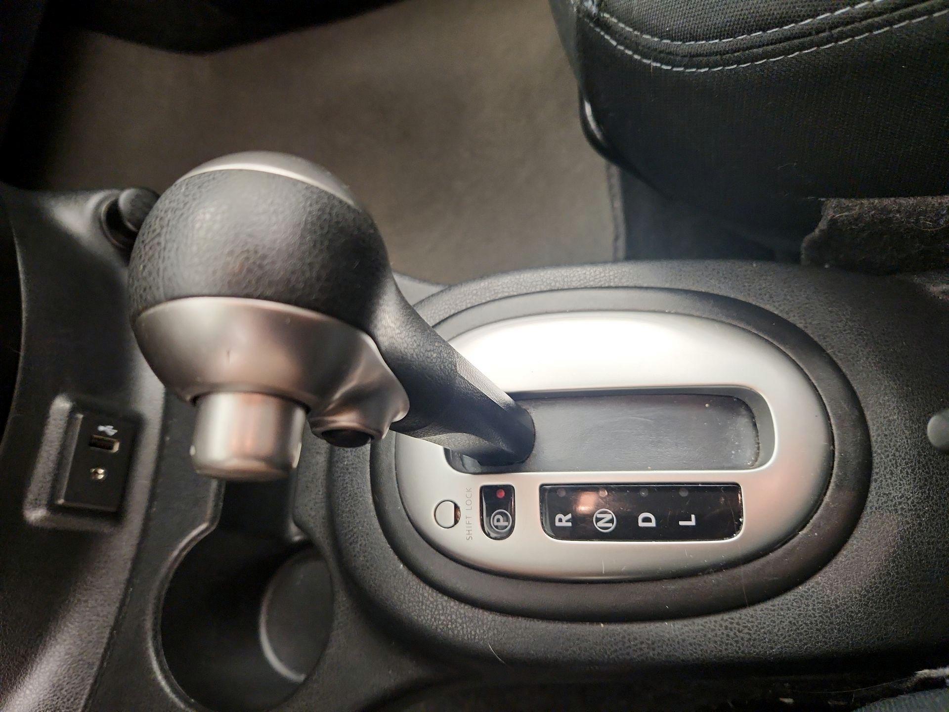 Thumbnail: 2017 Nissan Versa Note - 17