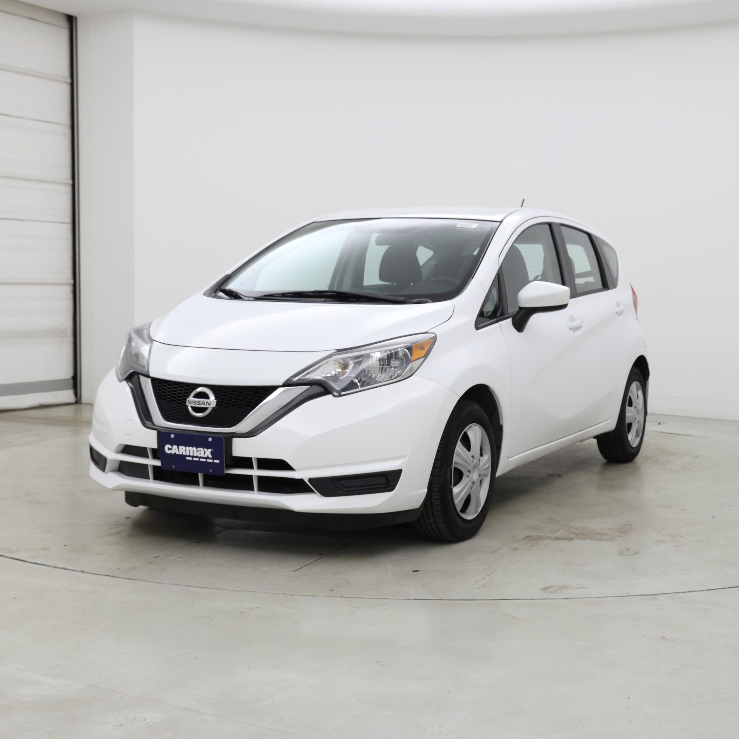 Thumbnail: 2017 Nissan Versa Note - 4