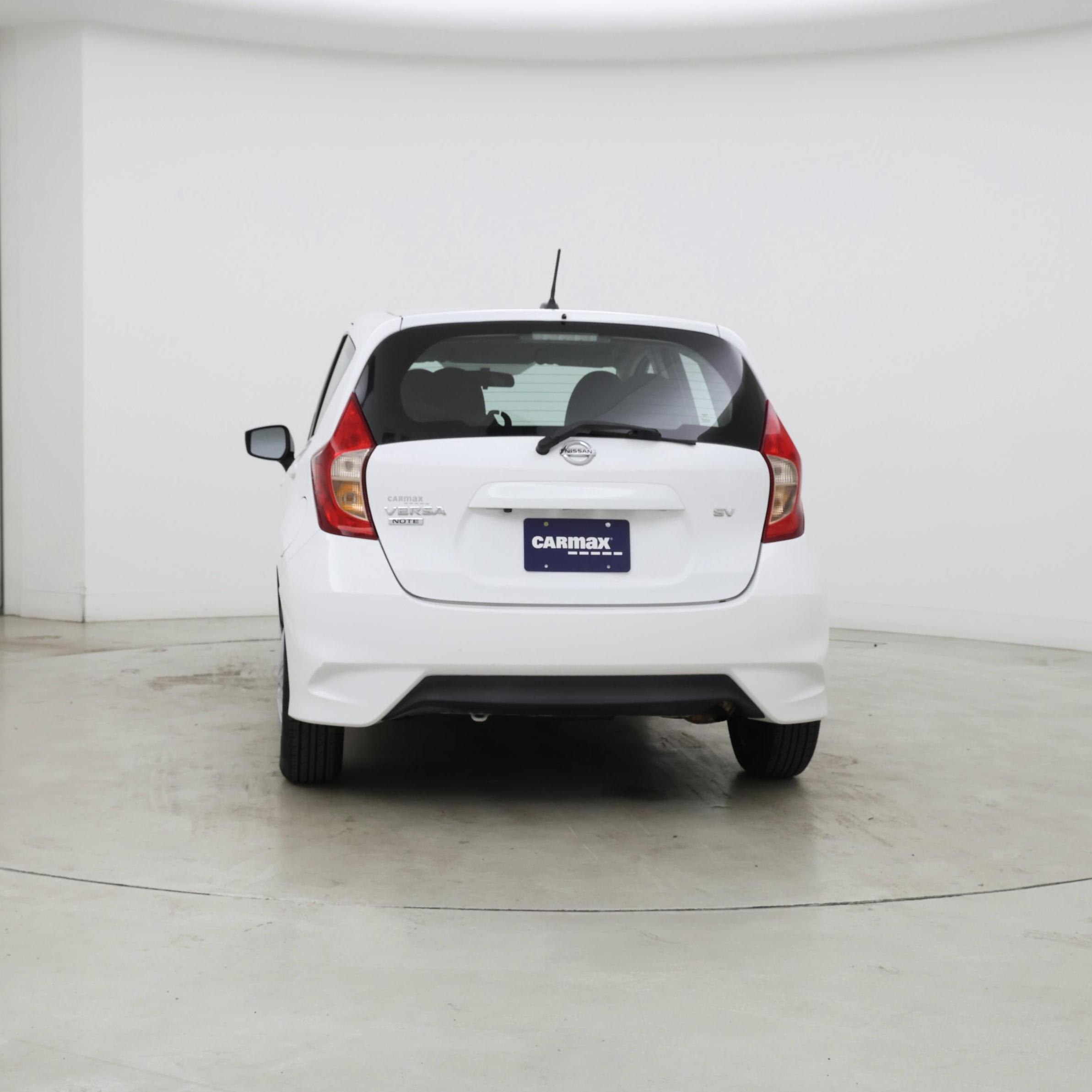 Thumbnail: 2017 Nissan Versa Note - 6