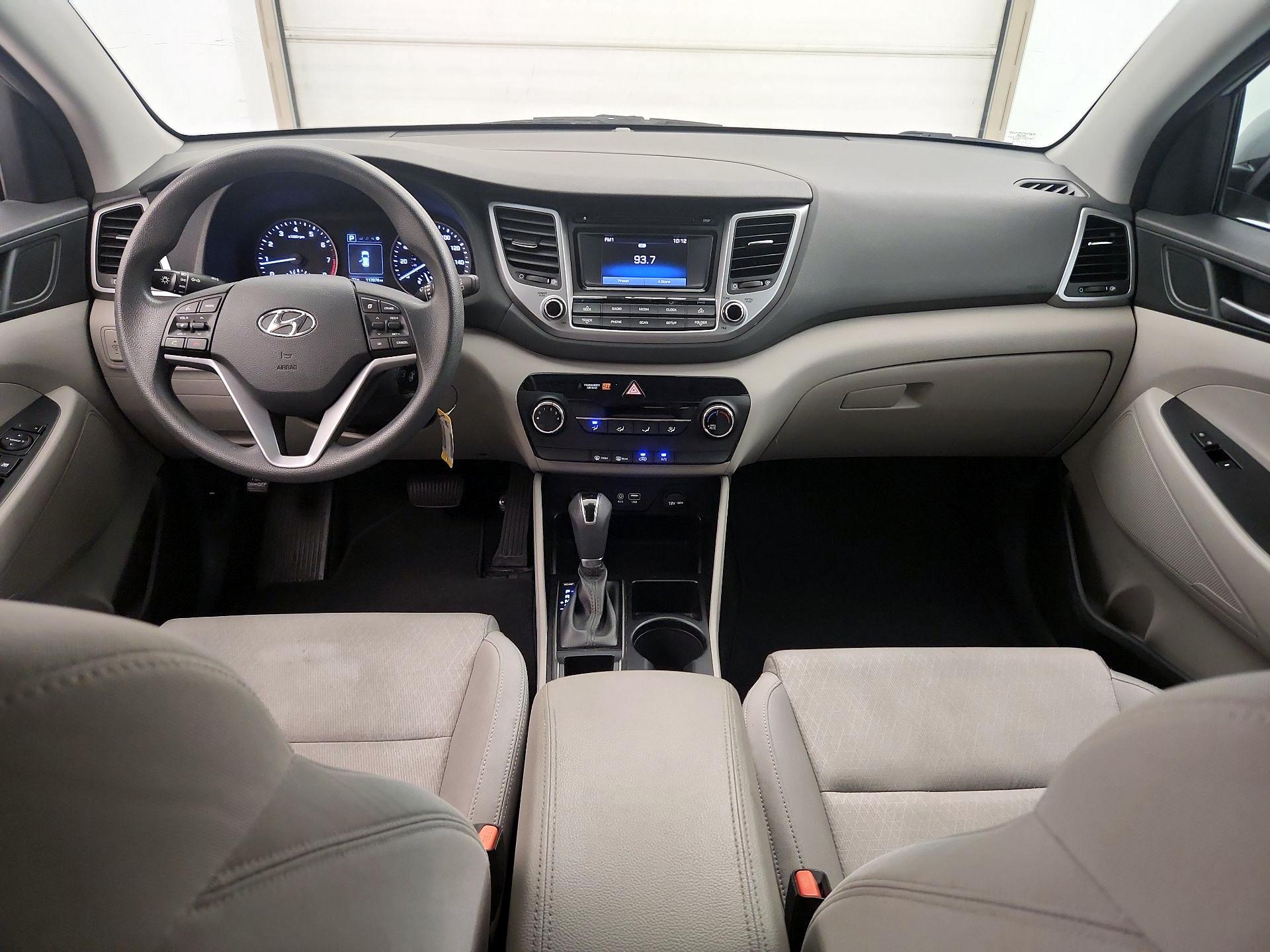Thumbnail: 2017 Hyundai Tucson - 9