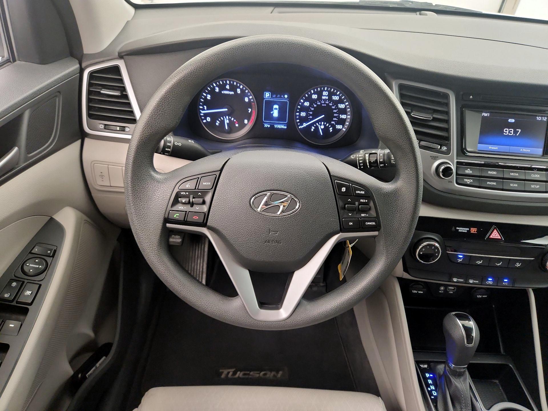 Thumbnail: 2017 Hyundai Tucson - 10
