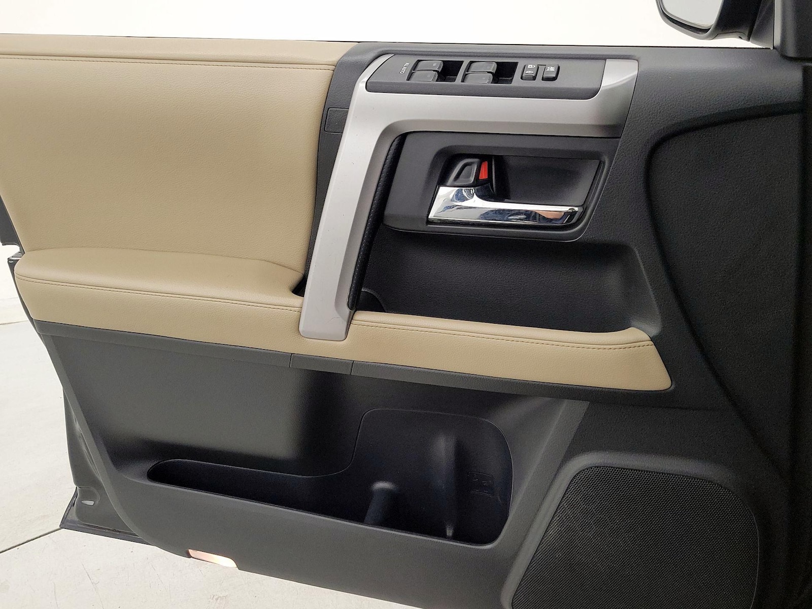 2018 Toyota 4Runner SR5 Premium - Photo 13