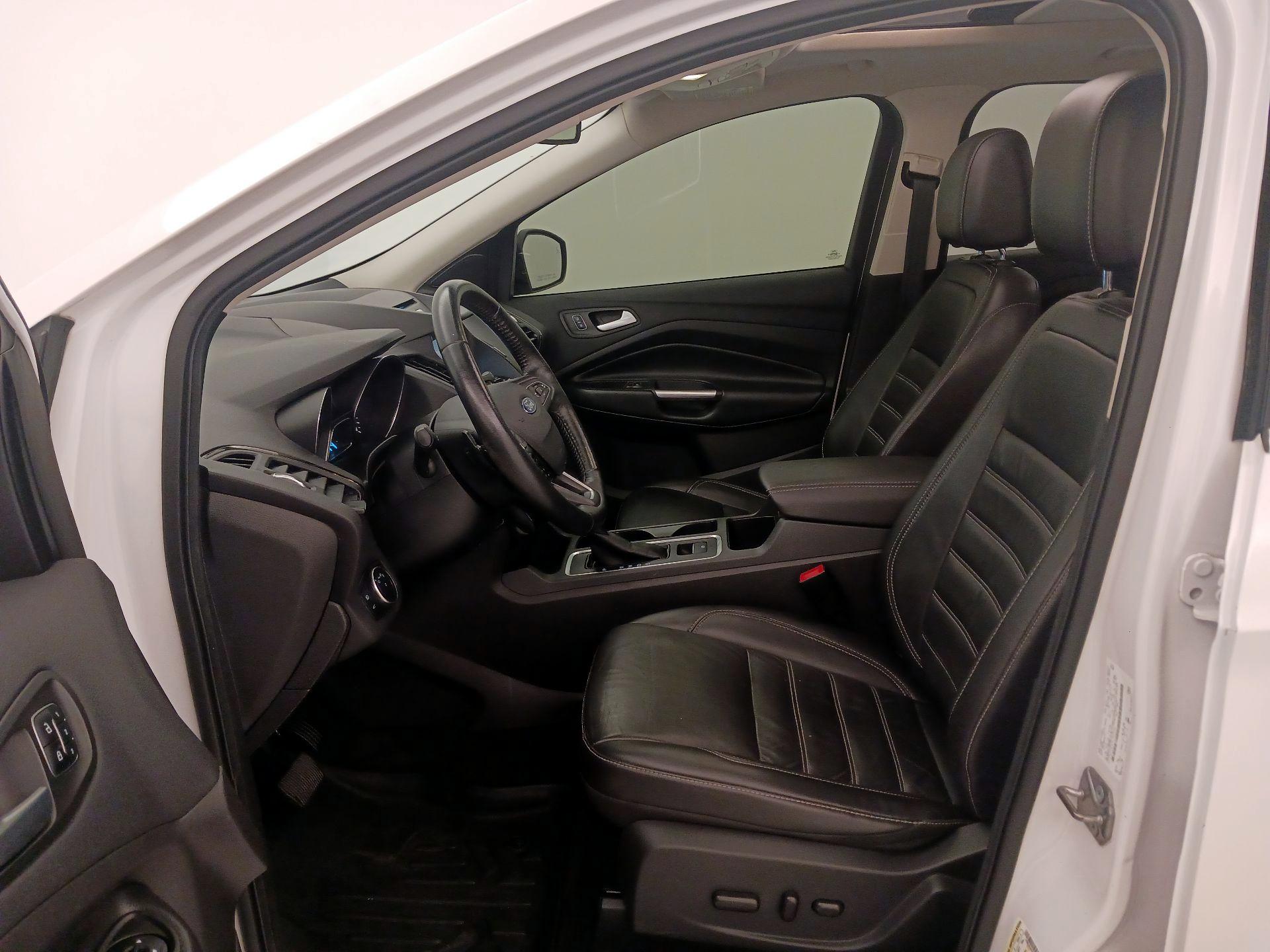 Thumbnail: 2017 Ford Escape - 11