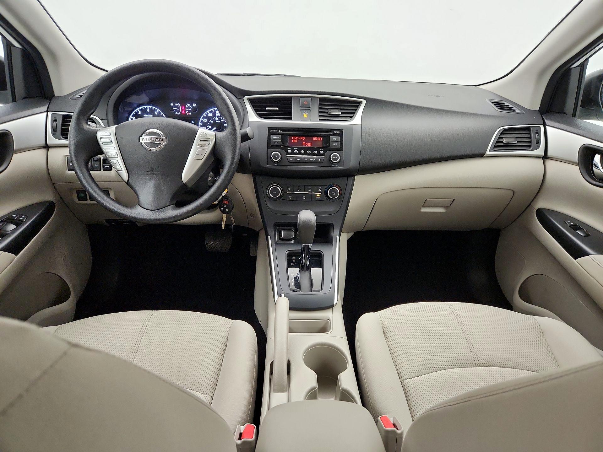 Thumbnail: 2017 Nissan Sentra - 9