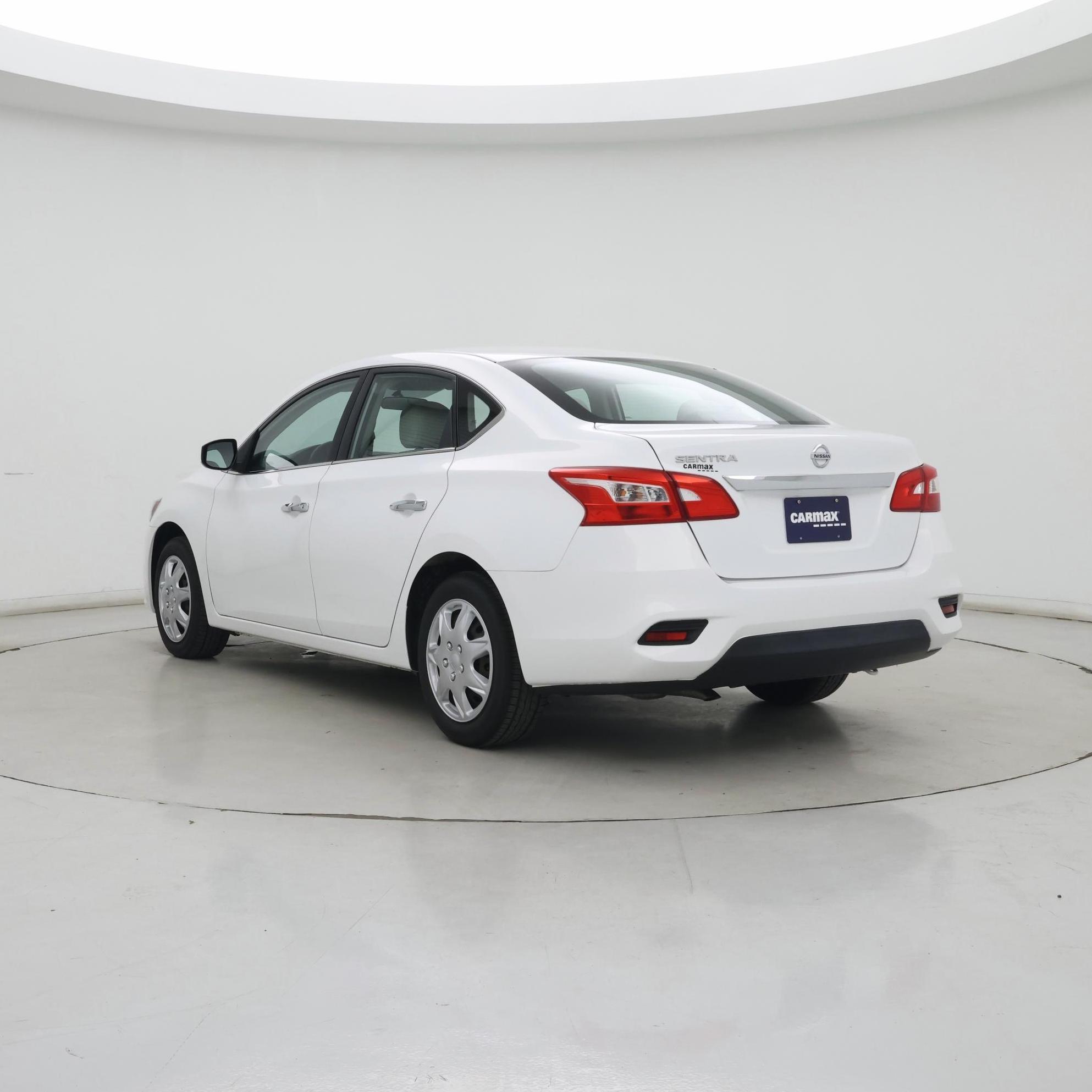 Thumbnail: 2017 Nissan Sentra - 2