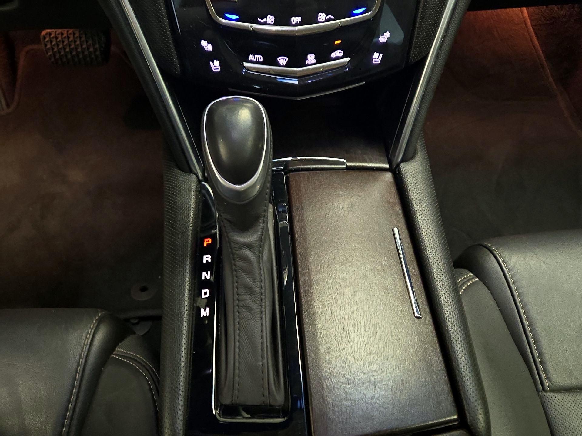 Thumbnail: 2019 Cadillac XTS - 18