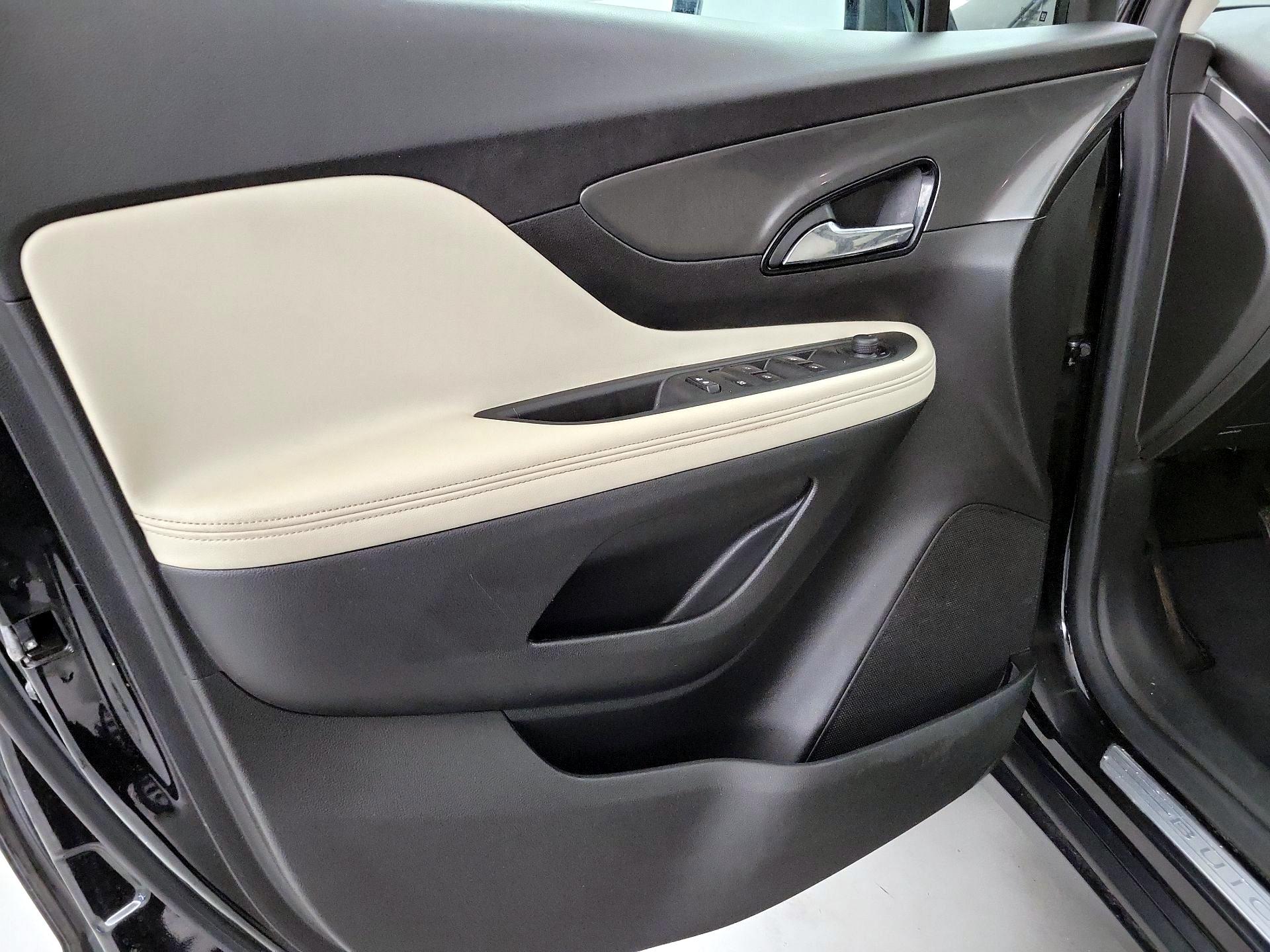 Thumbnail: 2017 Buick Encore - 12