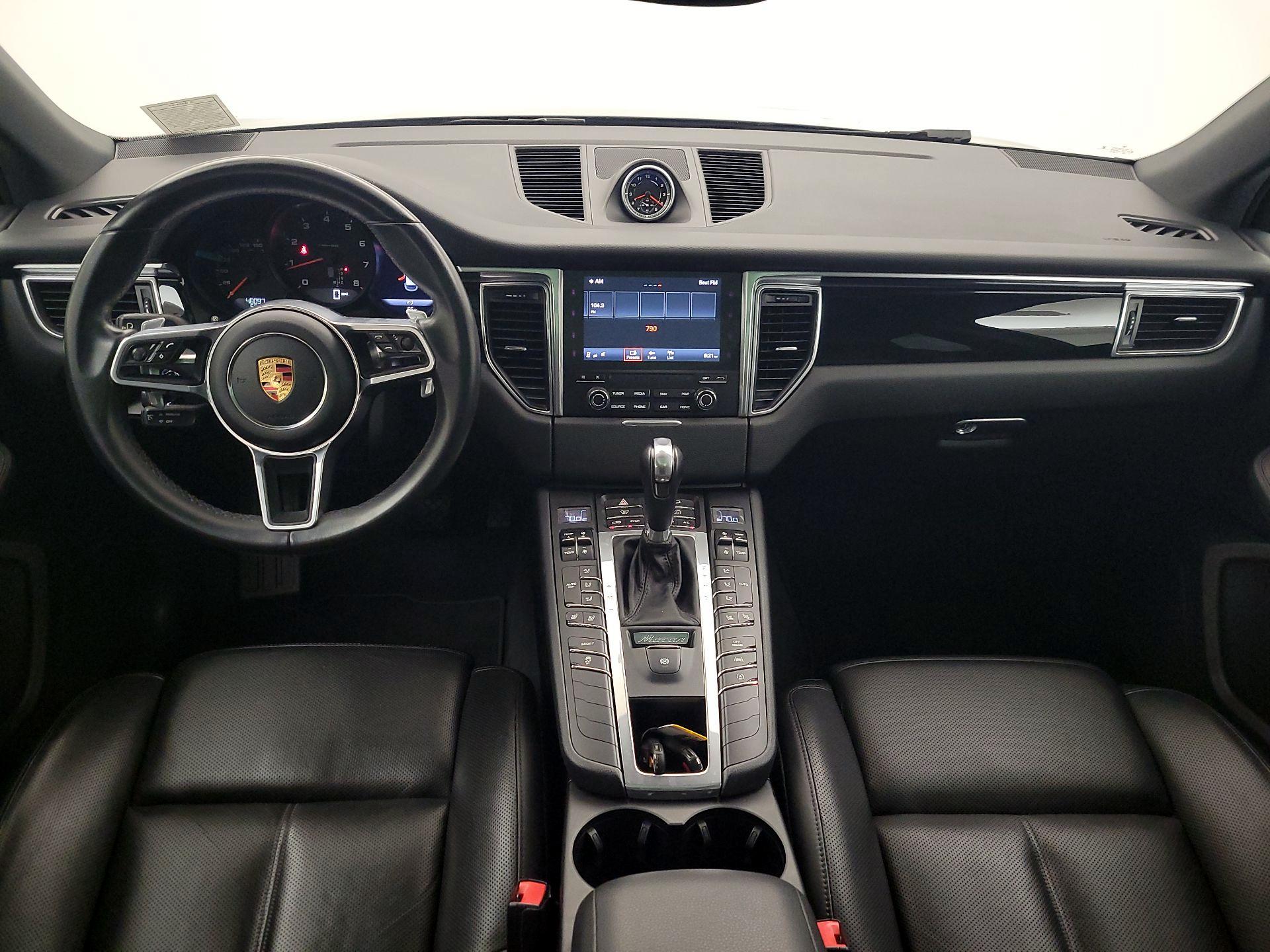 Thumbnail: 2018 Porsche Macan - 9