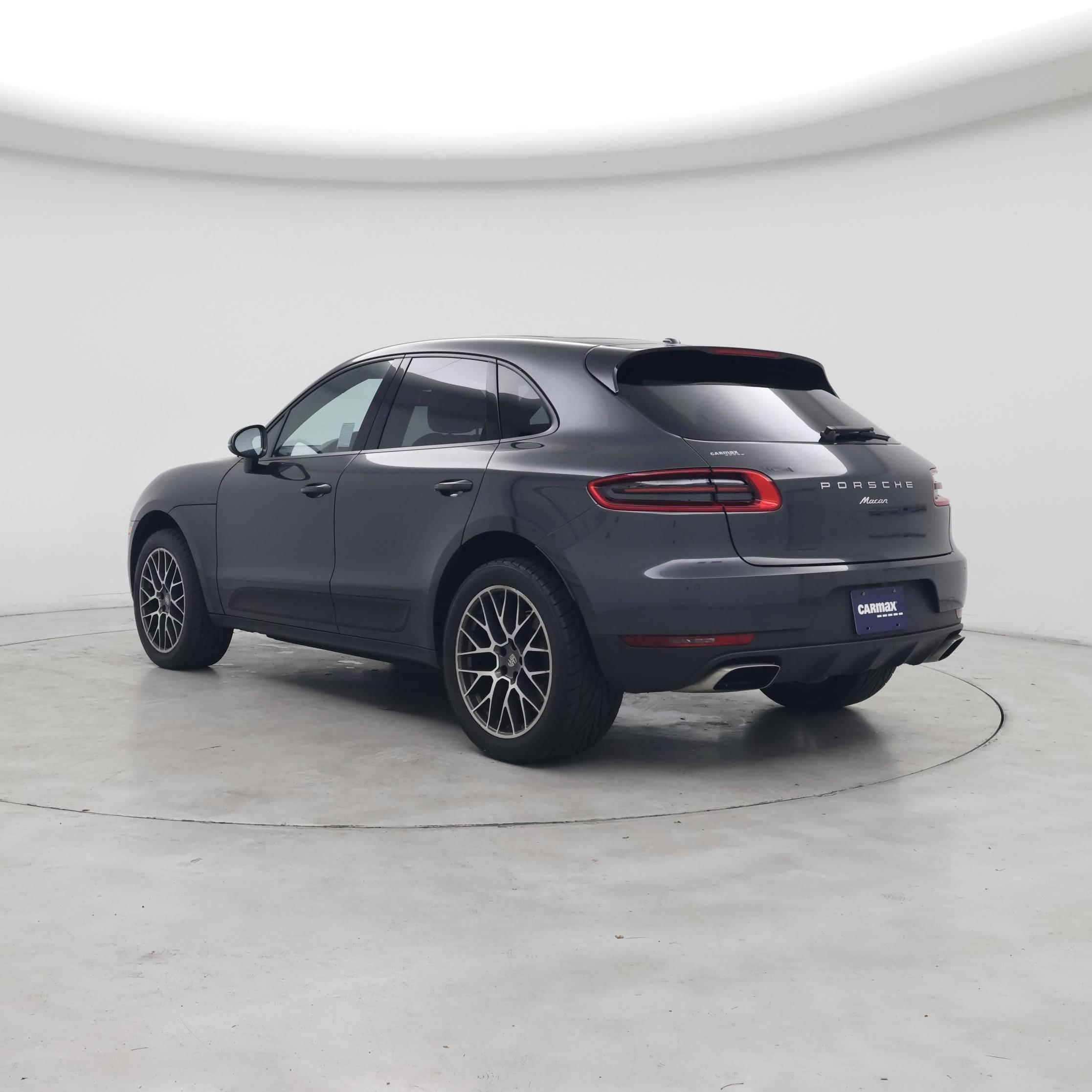Thumbnail: 2018 Porsche Macan - 2