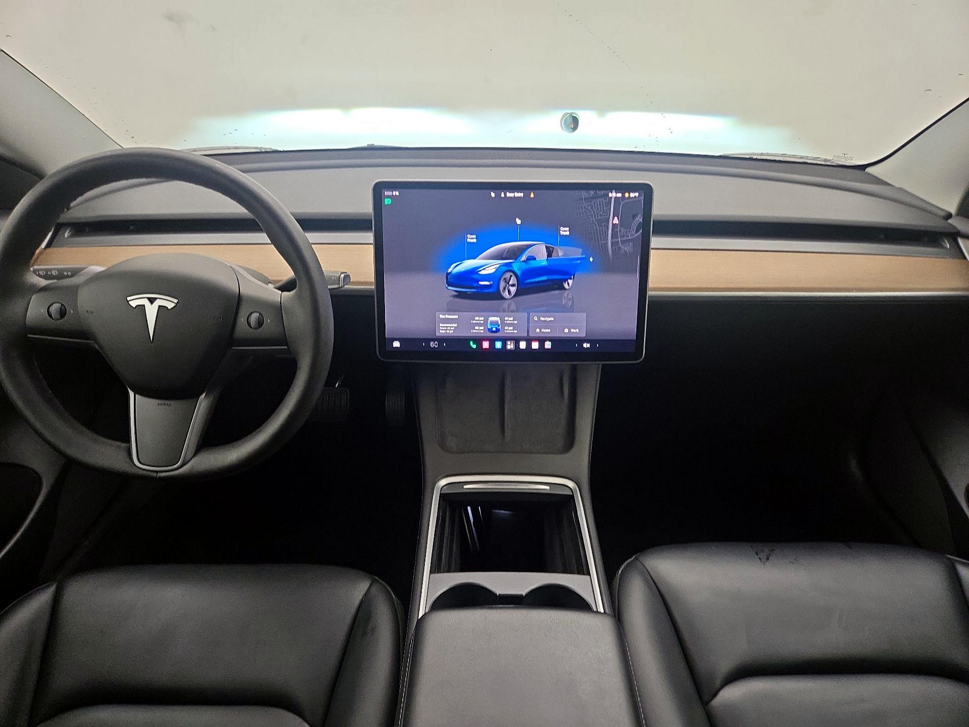 Thumbnail: 2022 Tesla Model 3 - 9