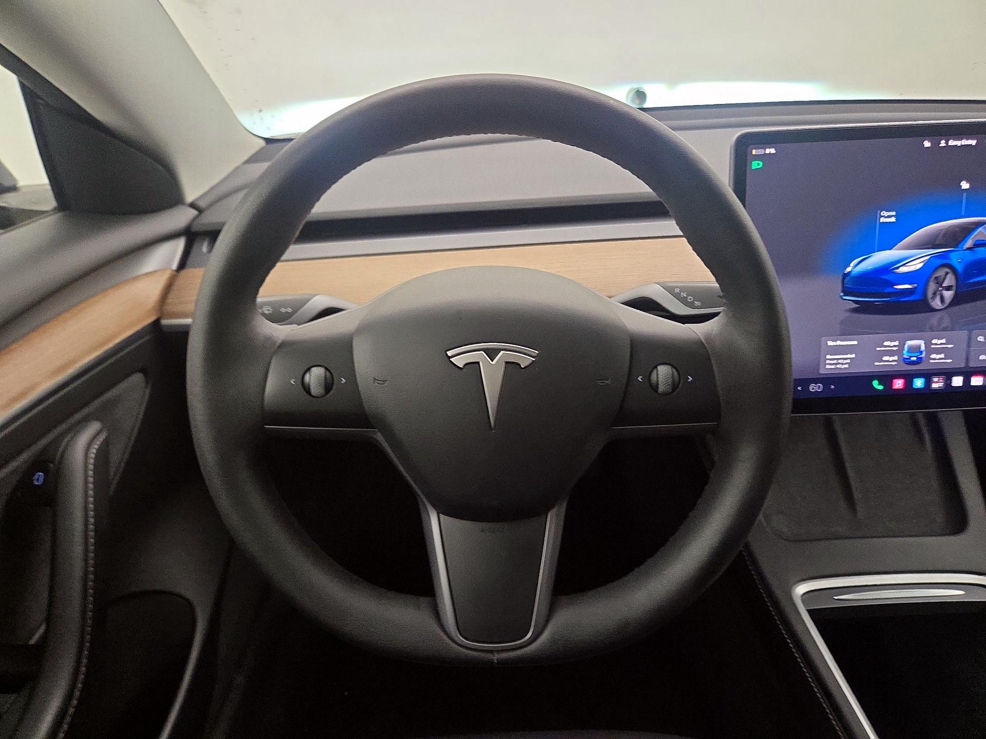 Thumbnail: 2022 Tesla Model 3 - 10