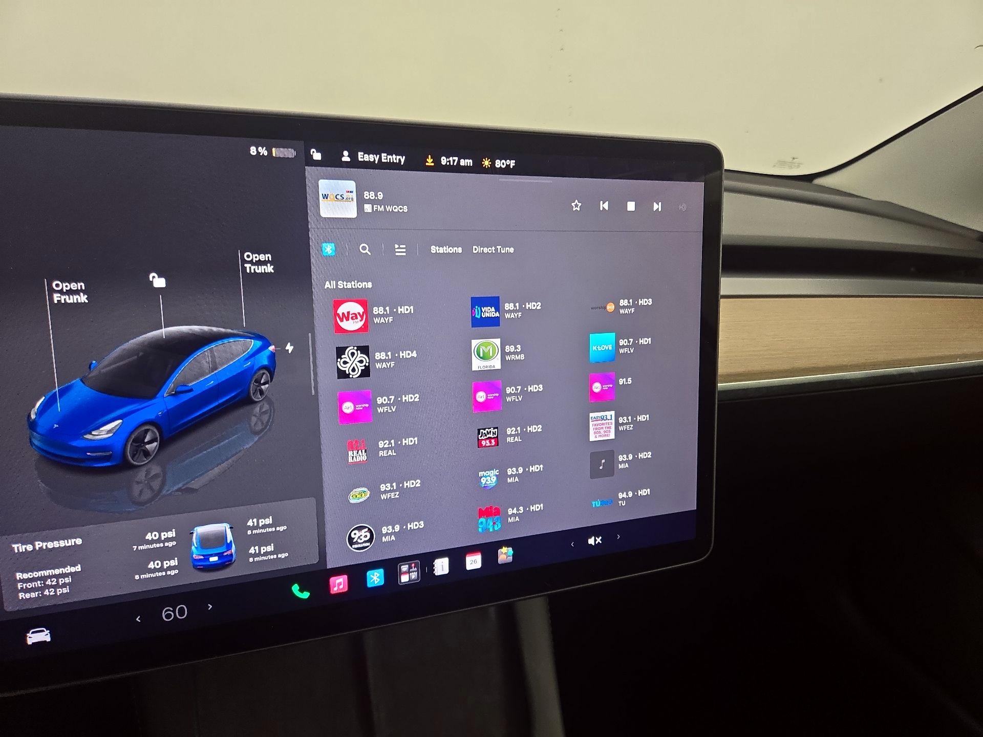 Thumbnail: 2022 Tesla Model 3 - 15