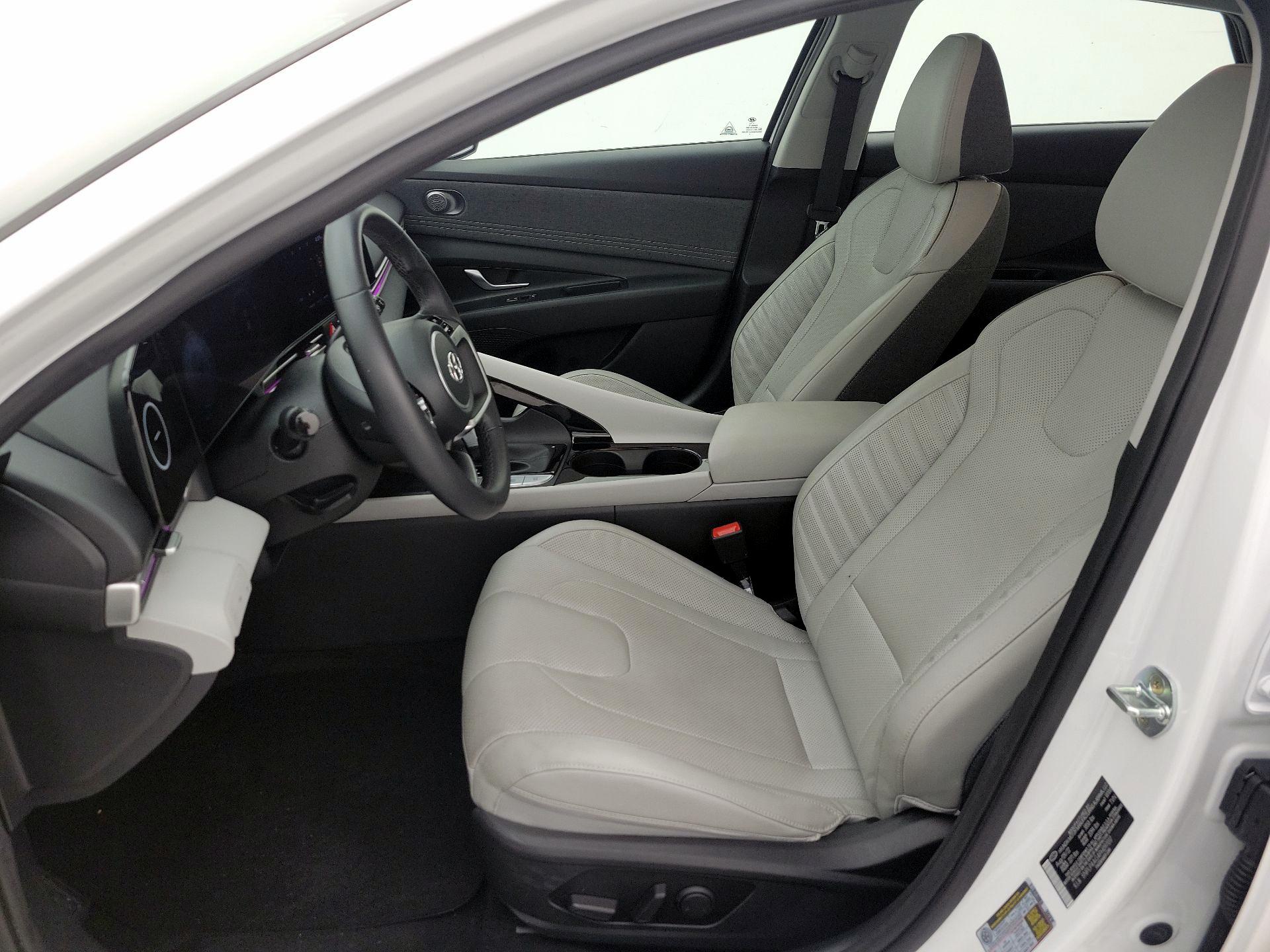 Thumbnail: 2023 Hyundai Elantra - 11