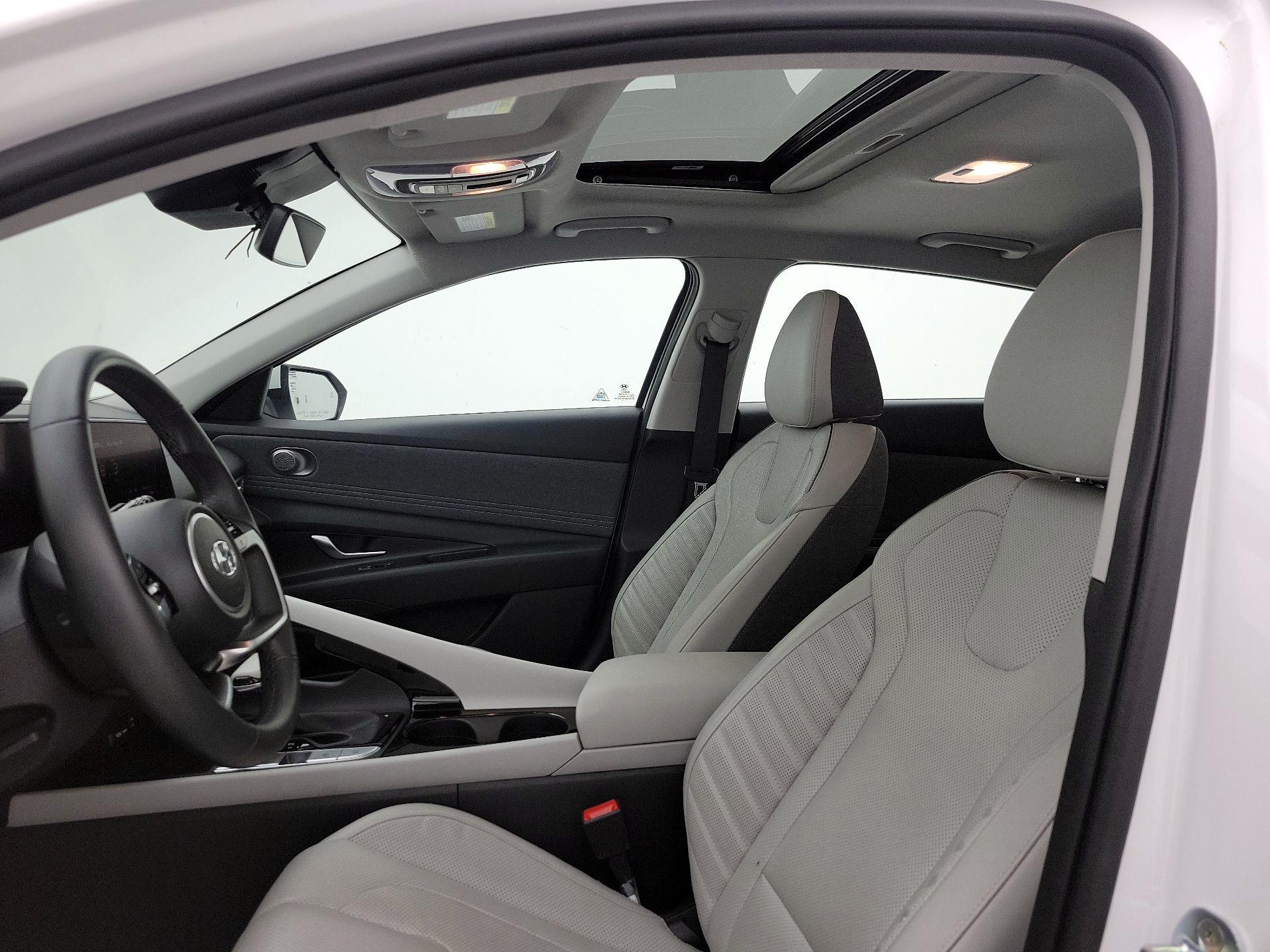 Thumbnail: 2023 Hyundai Elantra - 19