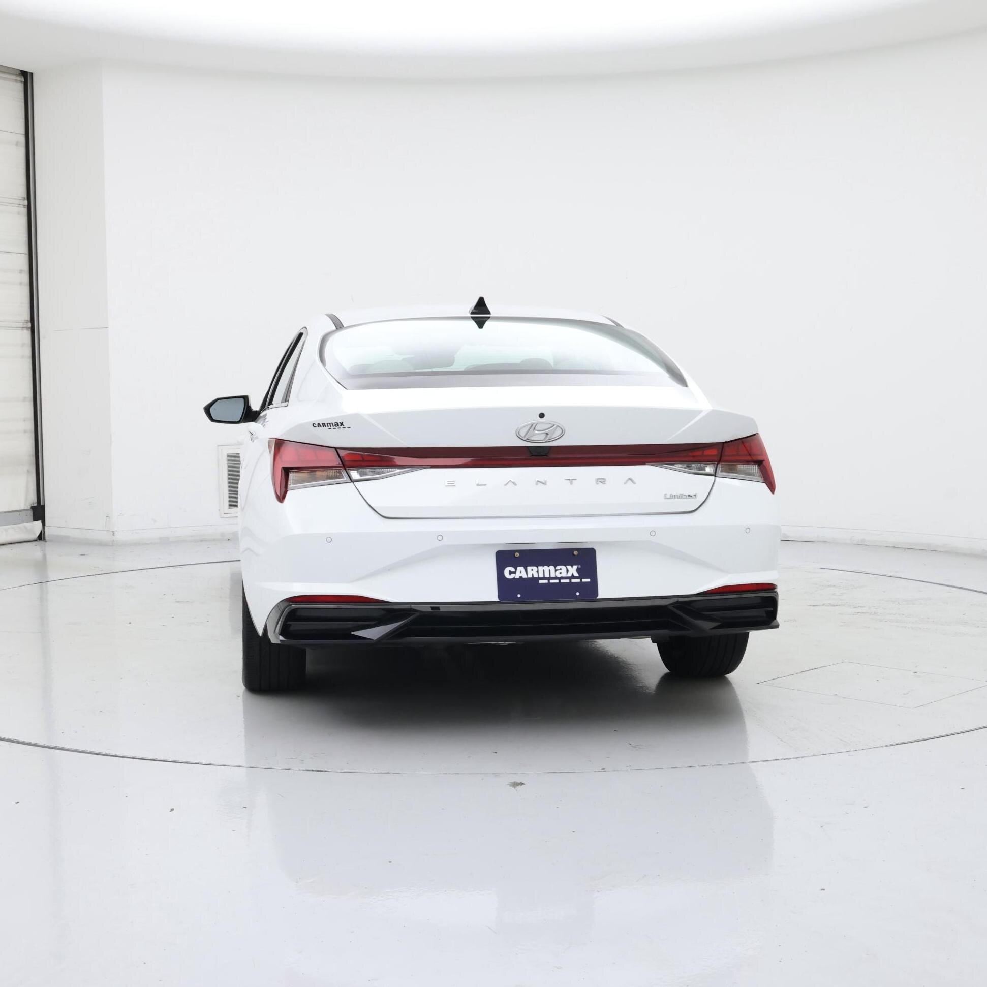 Thumbnail: 2023 Hyundai Elantra - 6