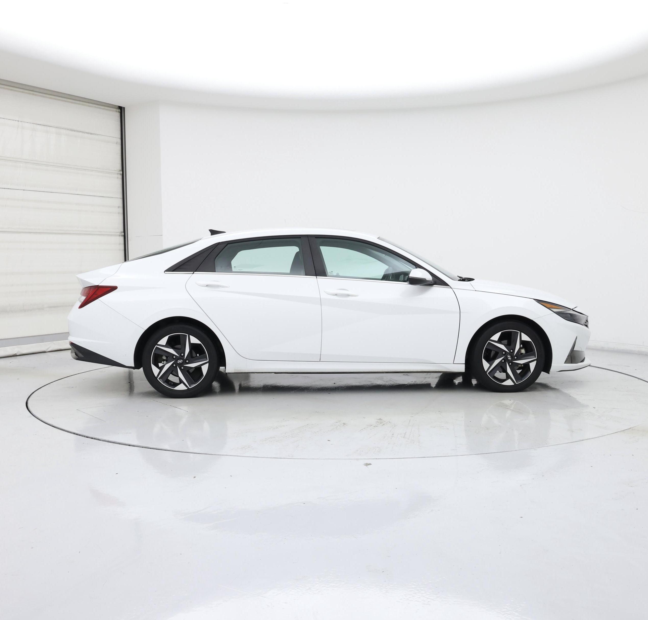 Thumbnail: 2023 Hyundai Elantra - 7