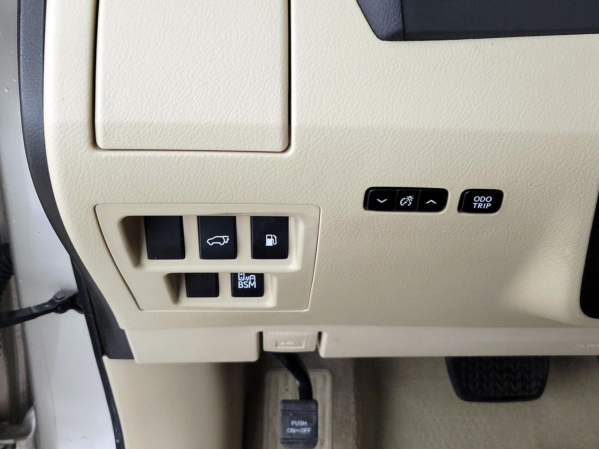 Thumbnail: 2014 Lexus RX - 13
