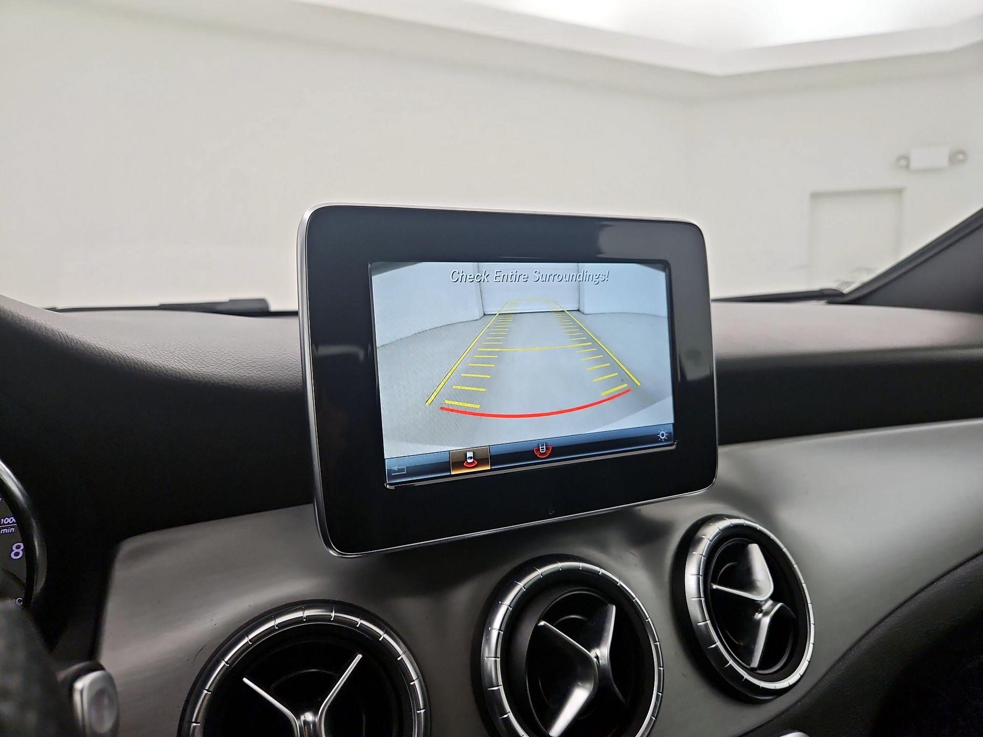 Thumbnail: 2016 Mercedes-Benz CLA - 12