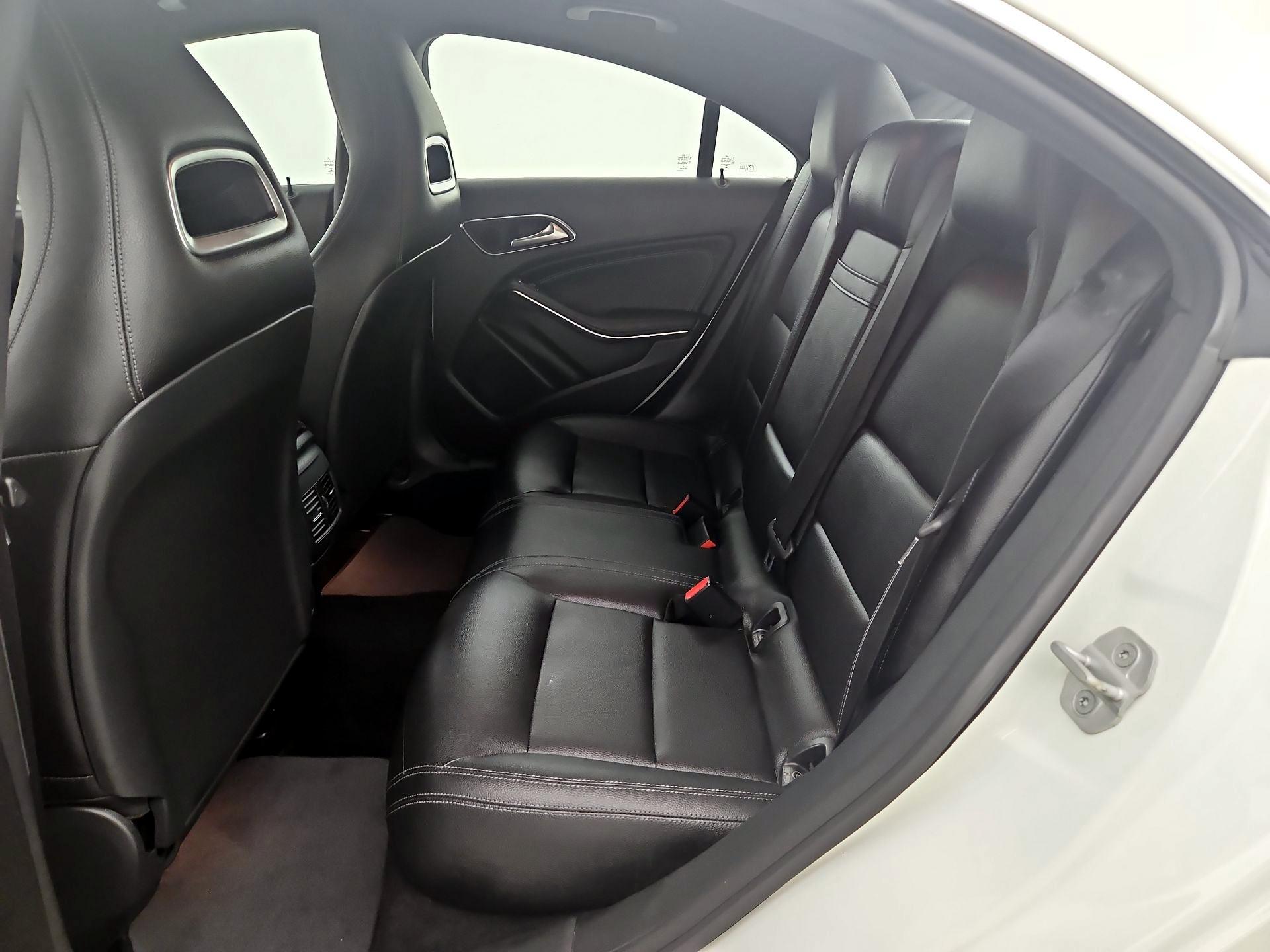 Thumbnail: 2016 Mercedes-Benz CLA - 17