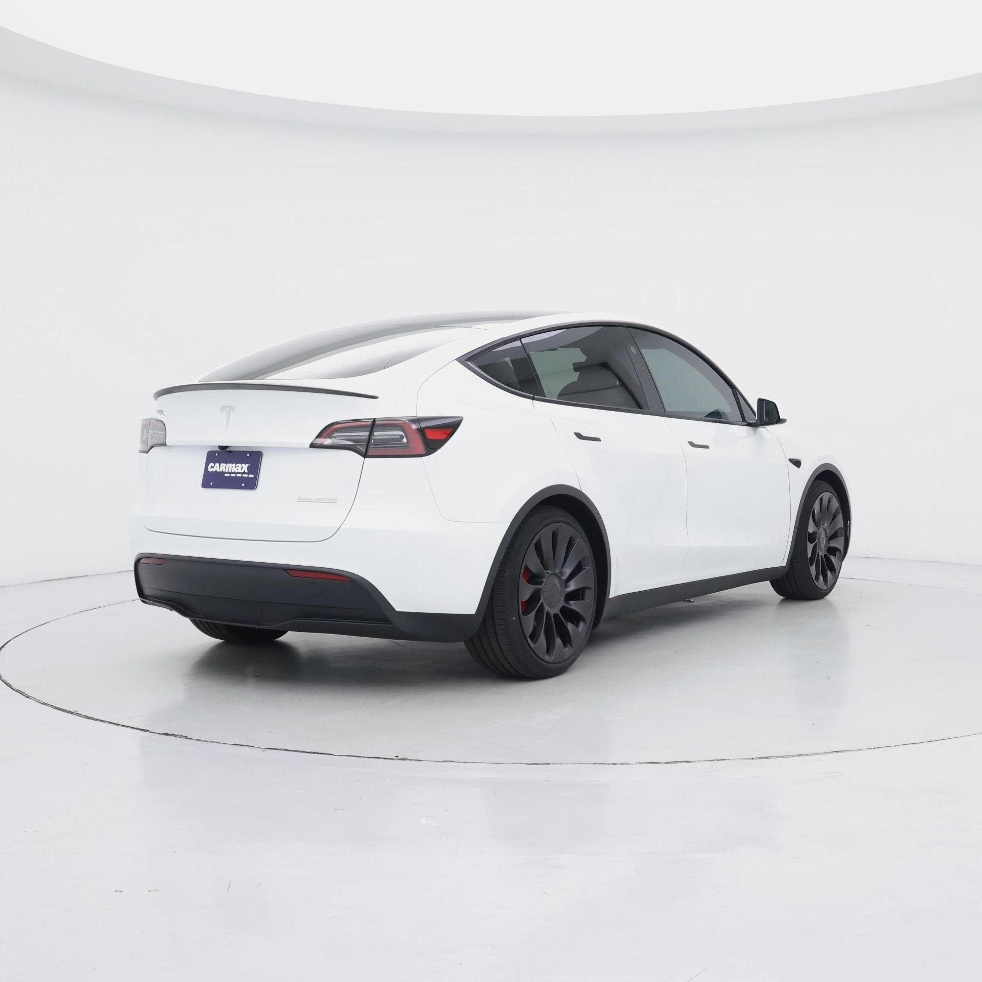 Thumbnail: 2024 Tesla Model Y - 8