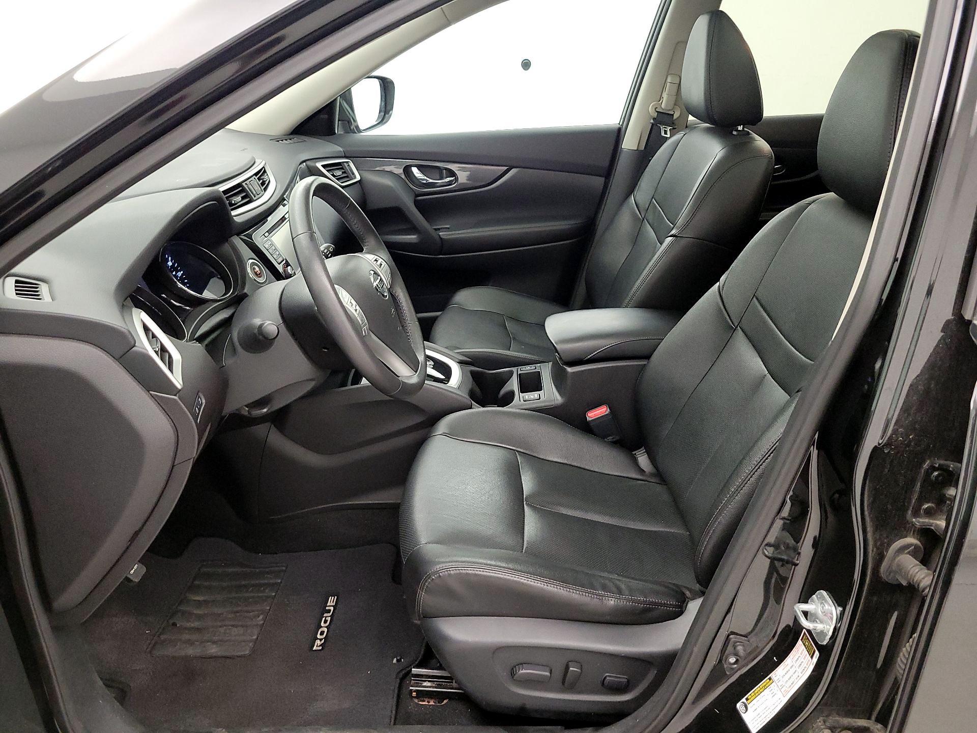 Thumbnail: 2016 Nissan Rogue - 11
