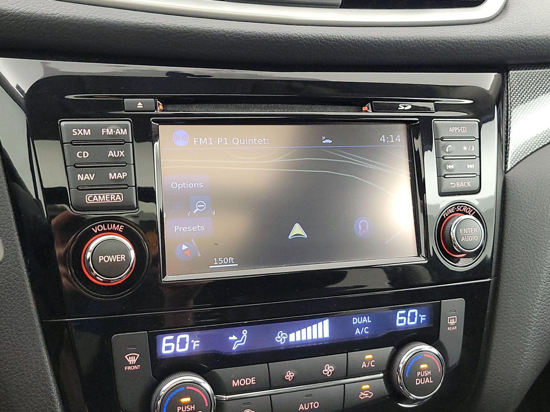 Thumbnail: 2016 Nissan Rogue - 14