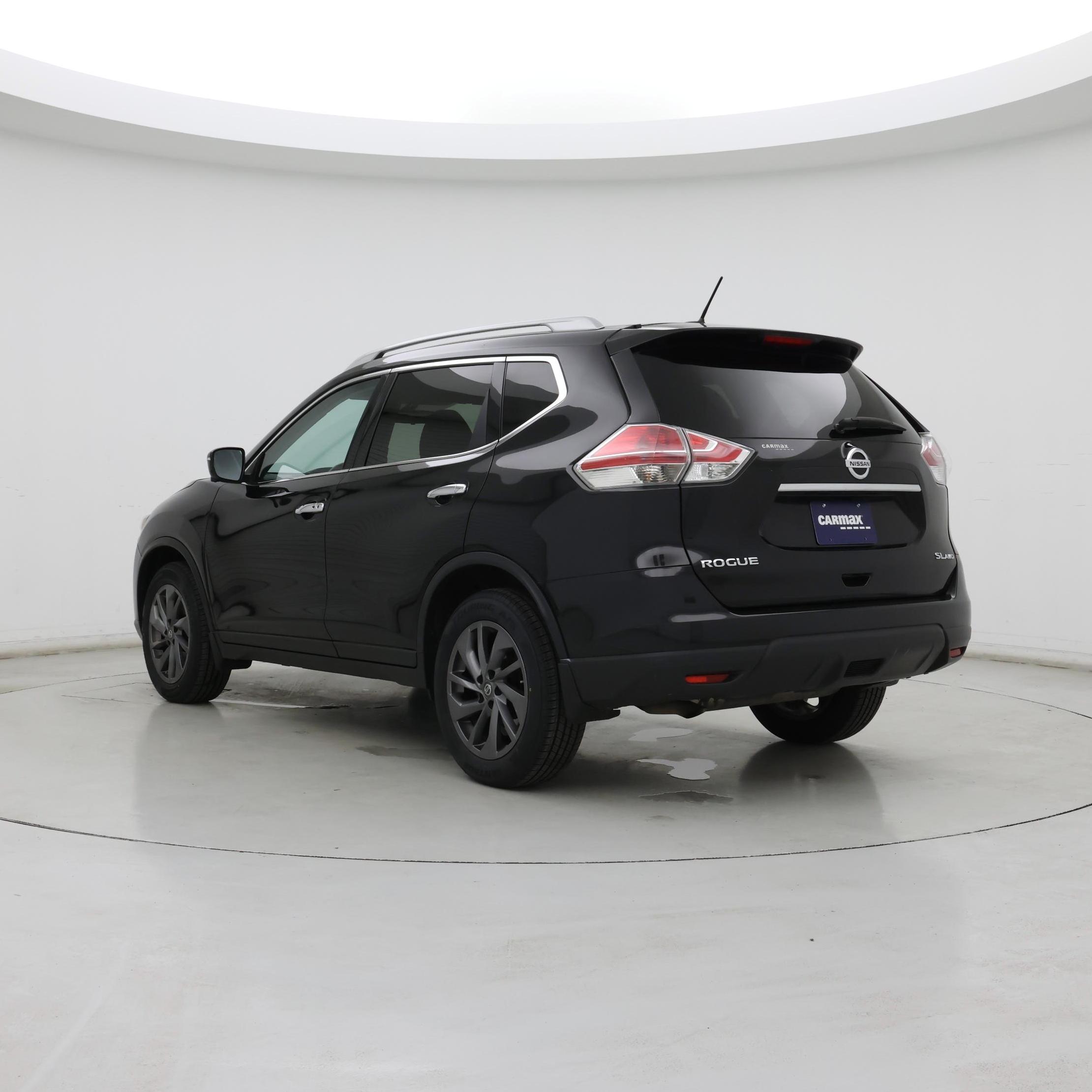 Thumbnail: 2016 Nissan Rogue - 2