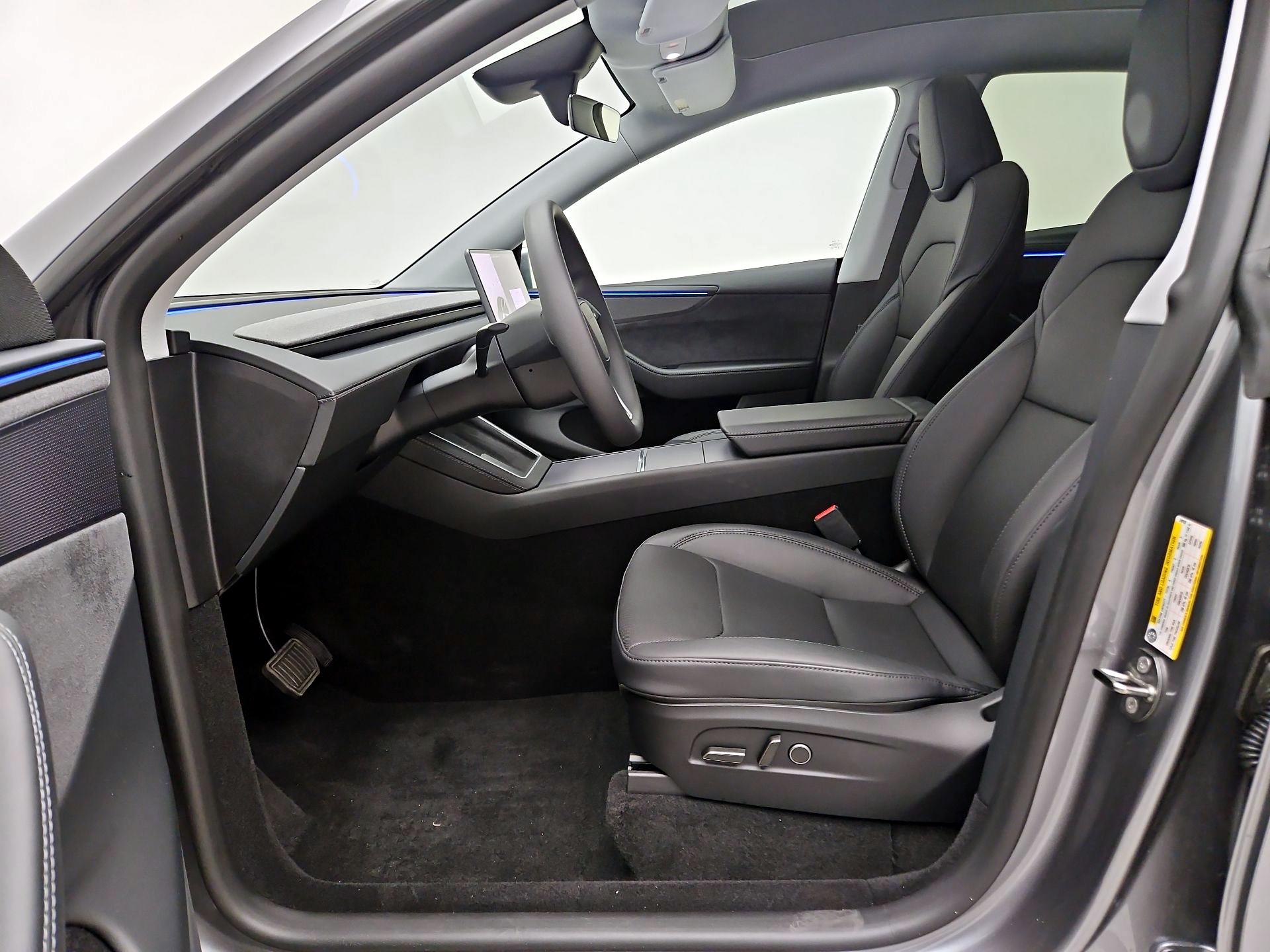 Thumbnail: 2026 Tesla Model Y - 11