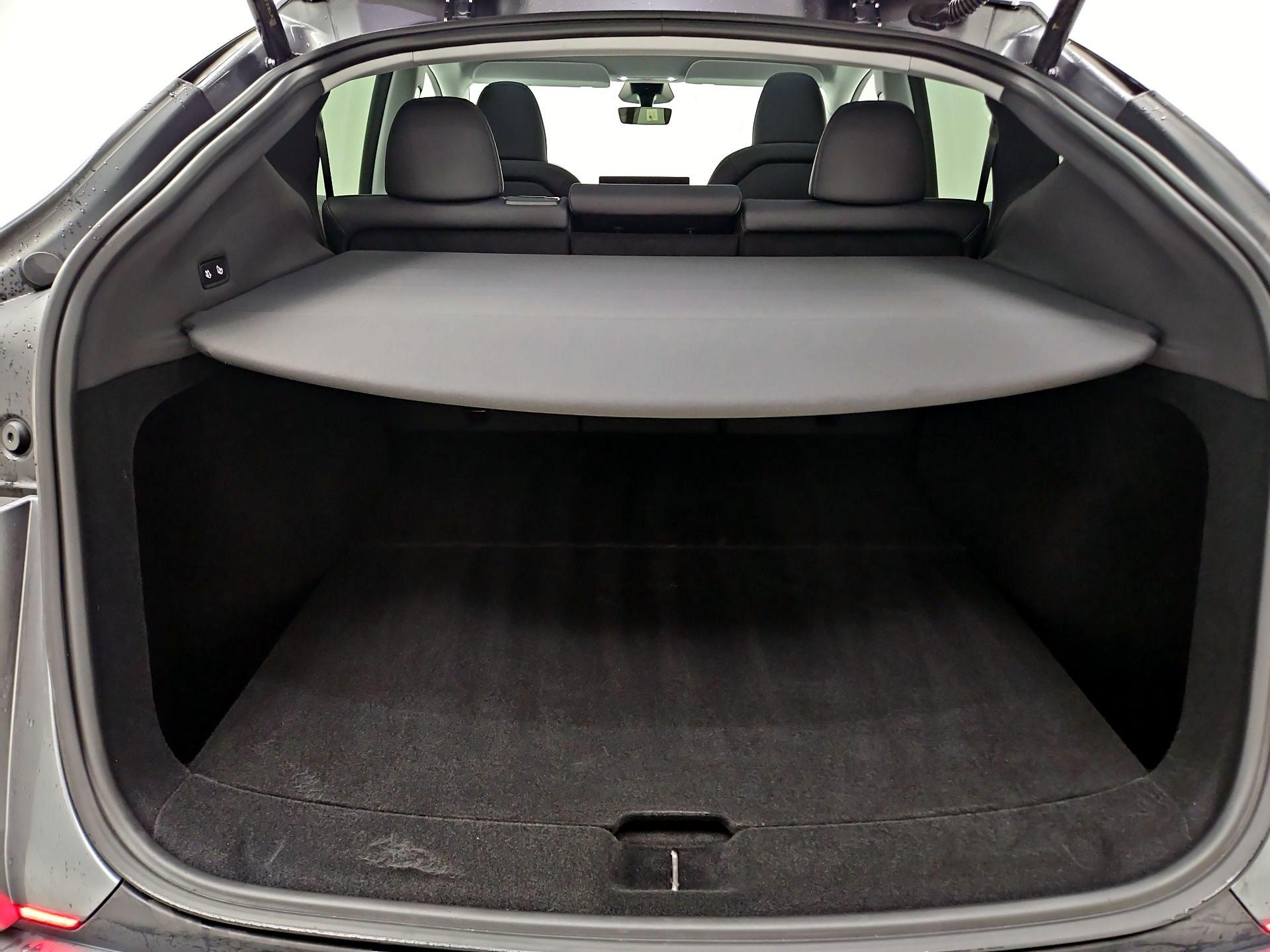 Thumbnail: 2026 Tesla Model Y - 18