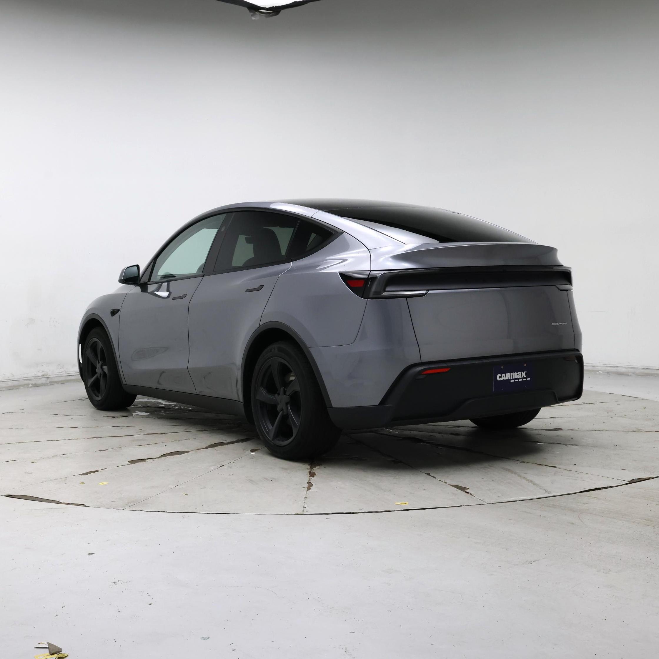 Thumbnail: 2026 Tesla Model Y - 2