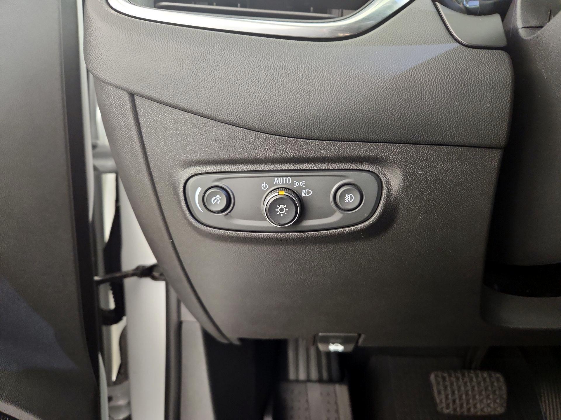Thumbnail: 2021 Chevrolet Equinox - 13
