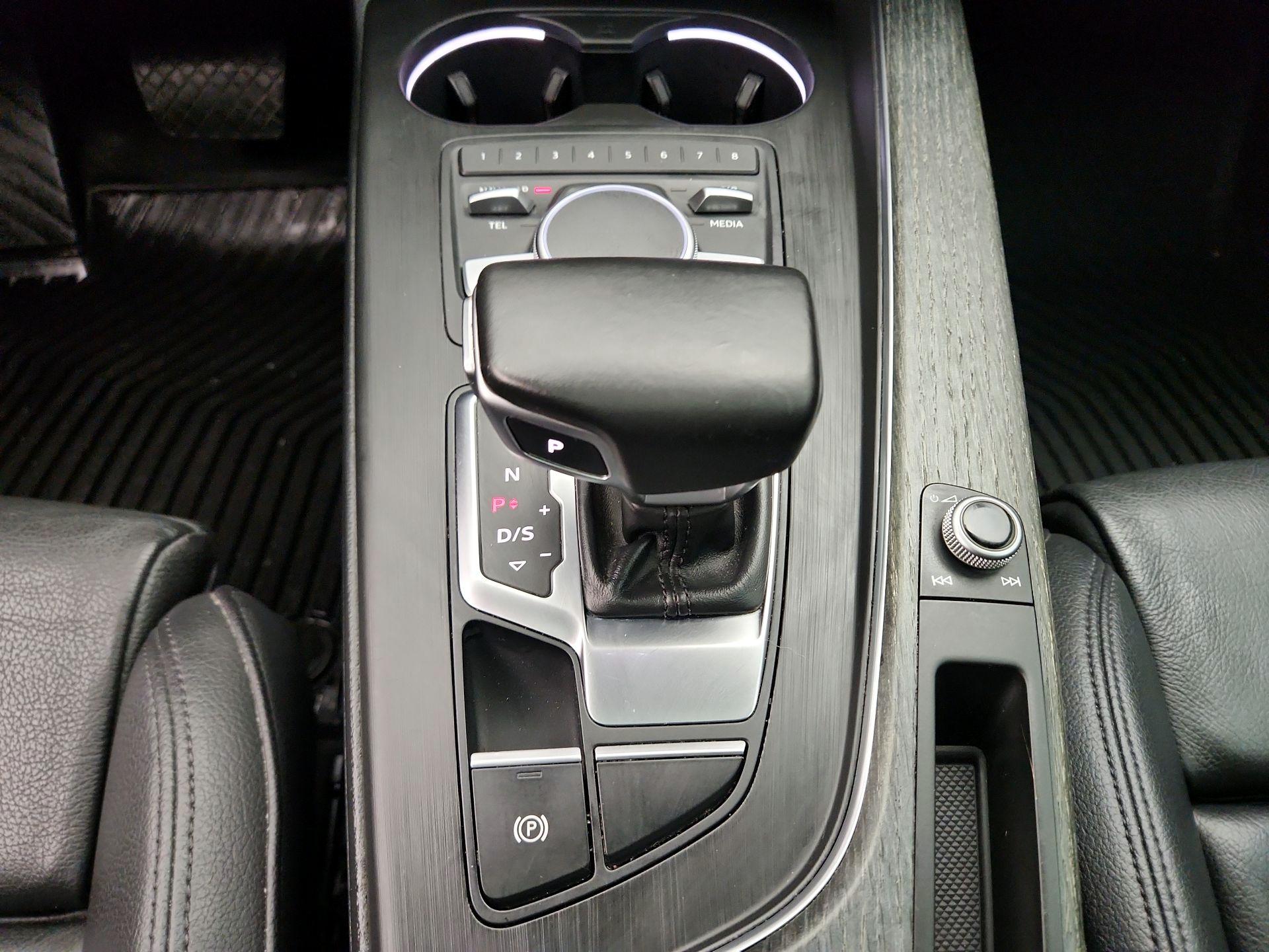 Thumbnail: 2017 Audi A4 - 18