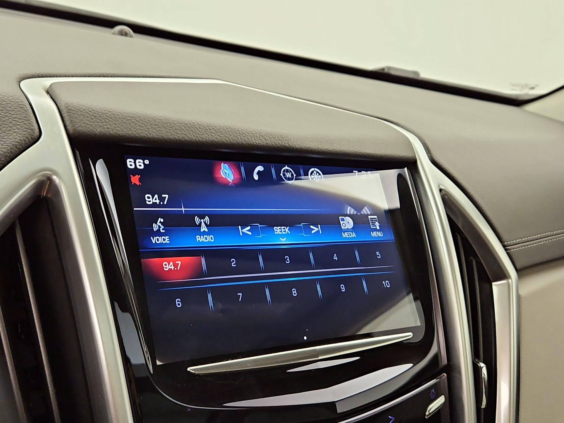 Thumbnail: 2016 Cadillac SRX - 16