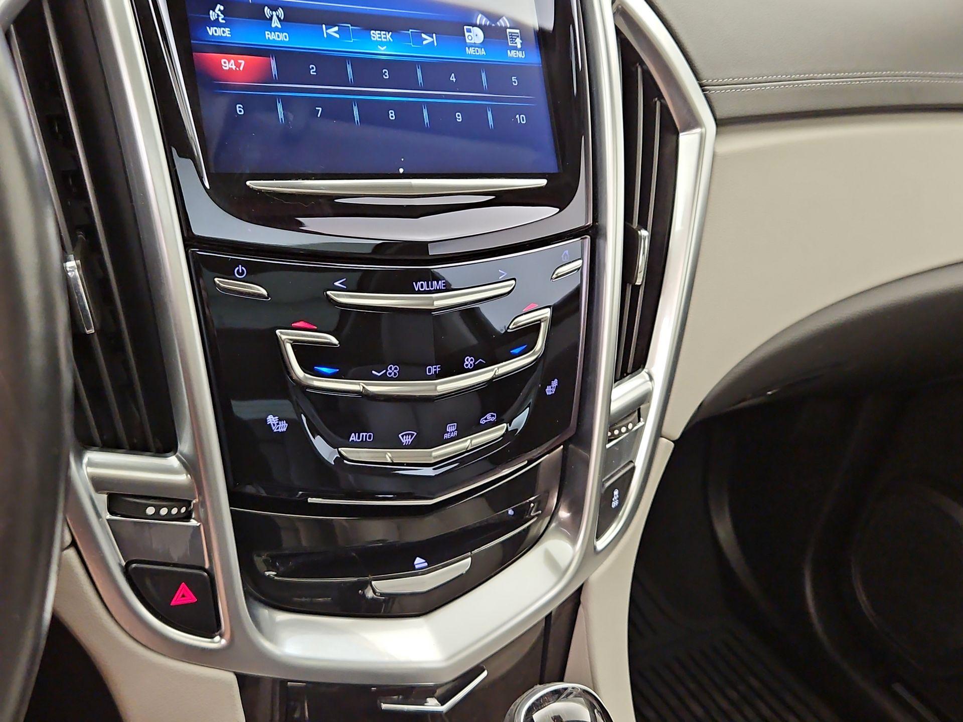 Thumbnail: 2016 Cadillac SRX - 17