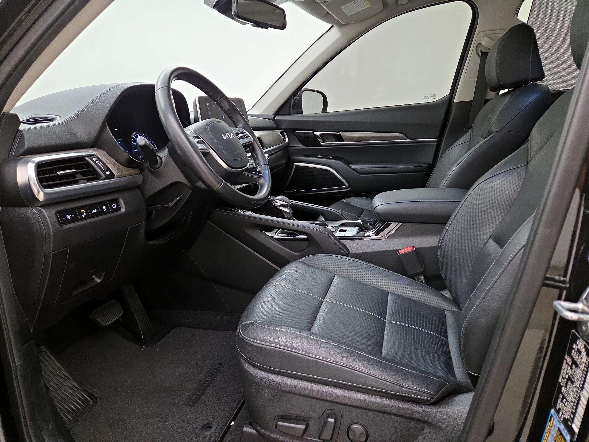 Thumbnail: 2022 Kia Telluride - 11