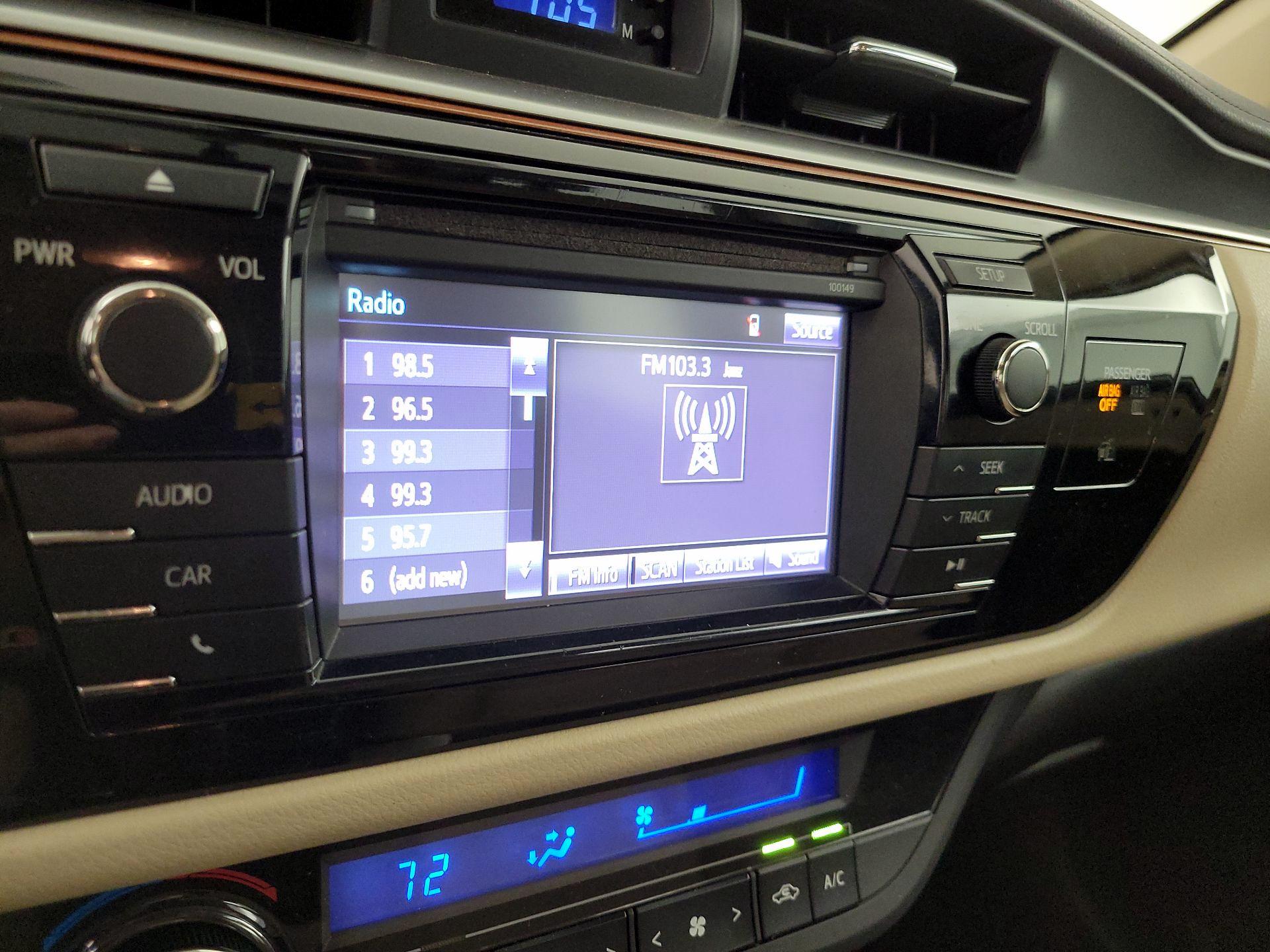 Thumbnail: 2014 Toyota Corolla - 15