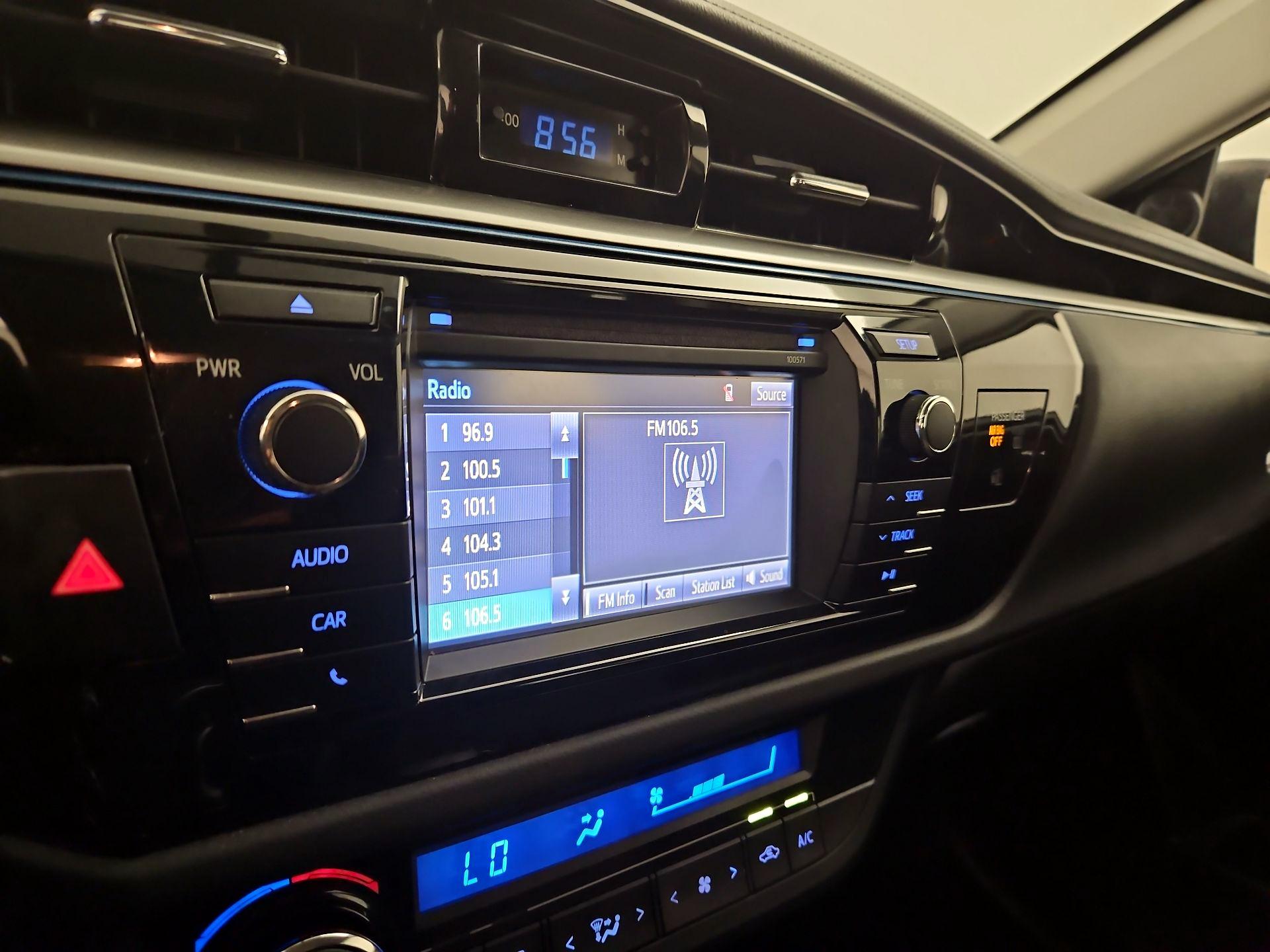 Thumbnail: 2016 Toyota Corolla - 14