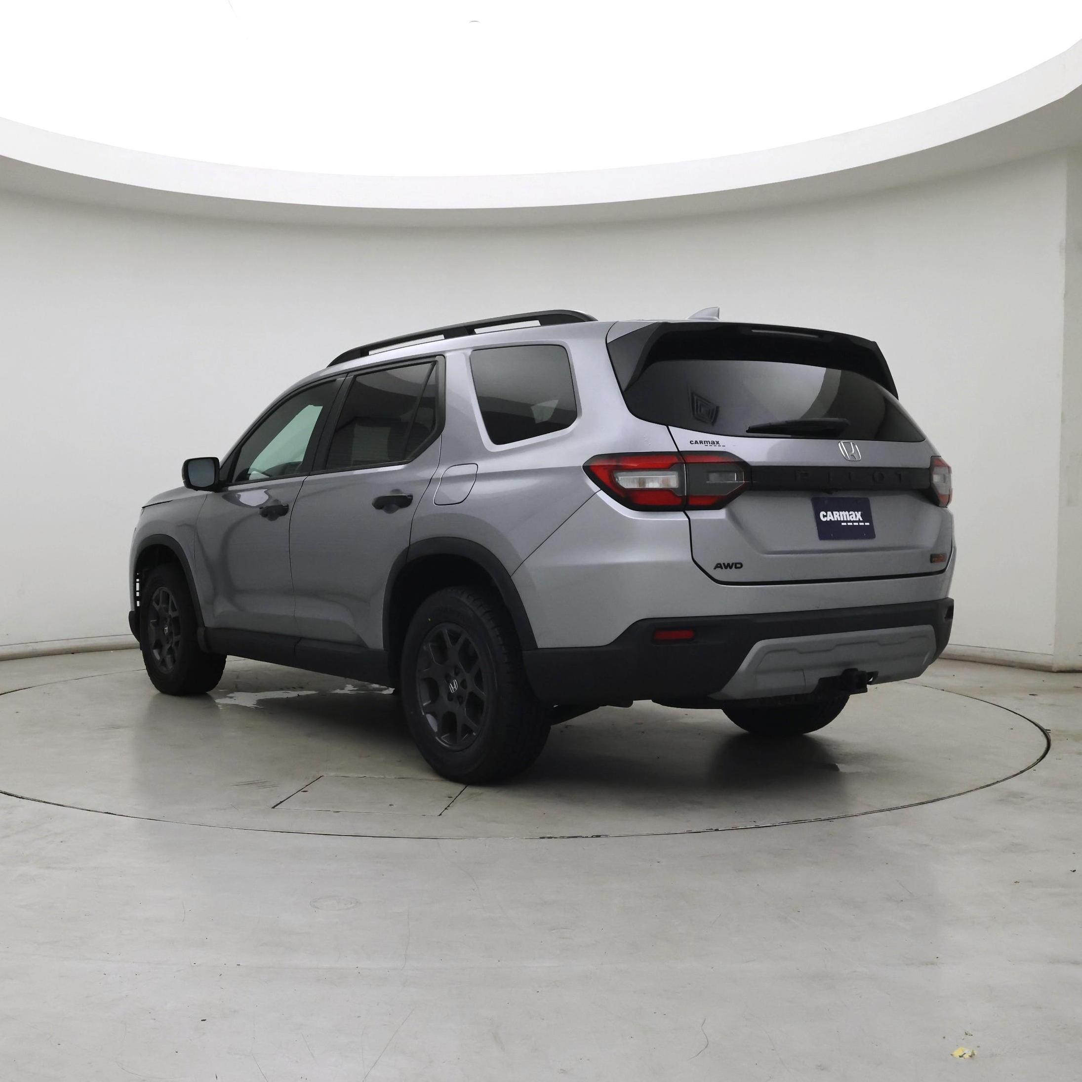 Thumbnail: 2023 Honda Pilot - 2