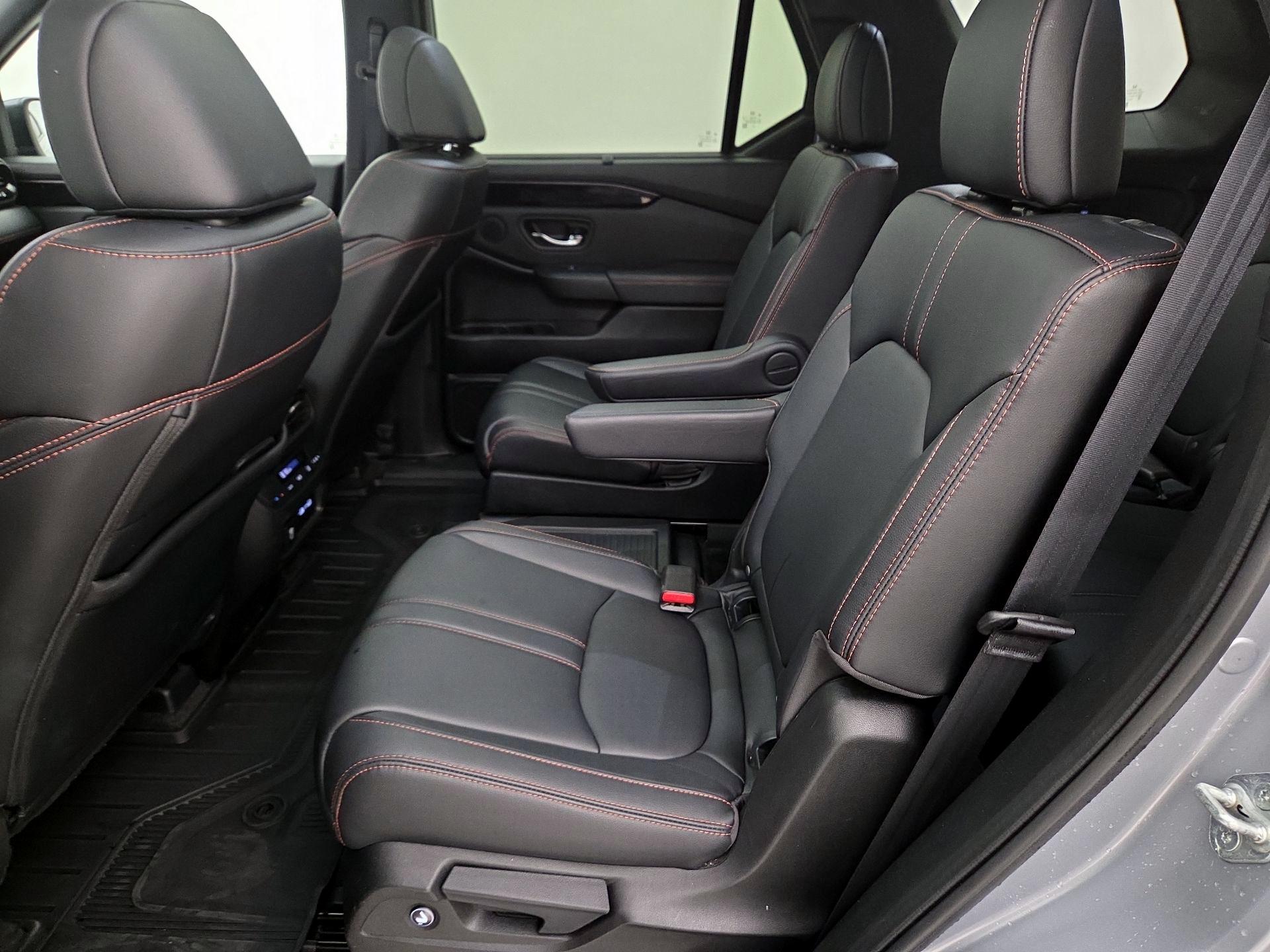 Thumbnail: 2023 Honda Pilot - 20