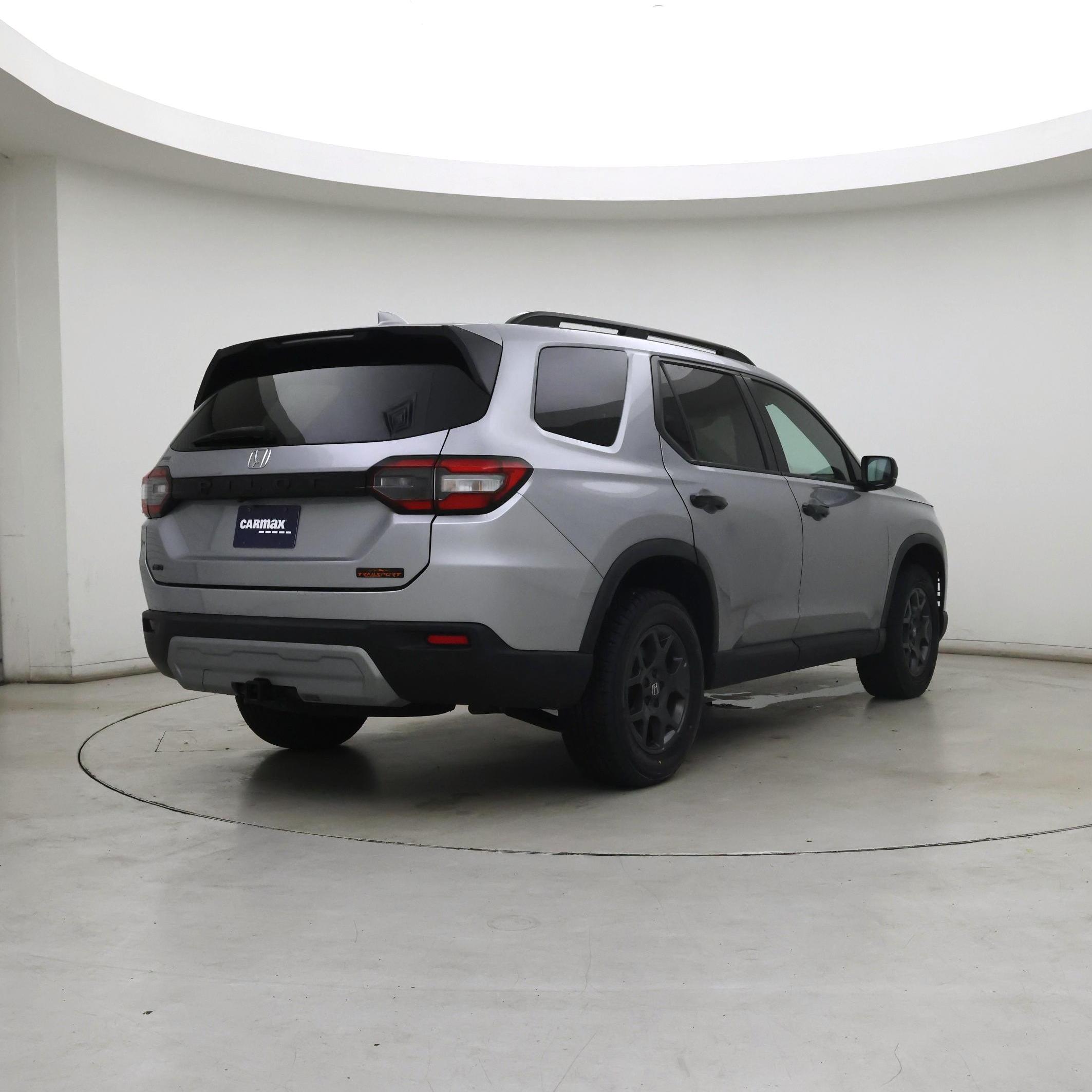 Thumbnail: 2023 Honda Pilot - 8