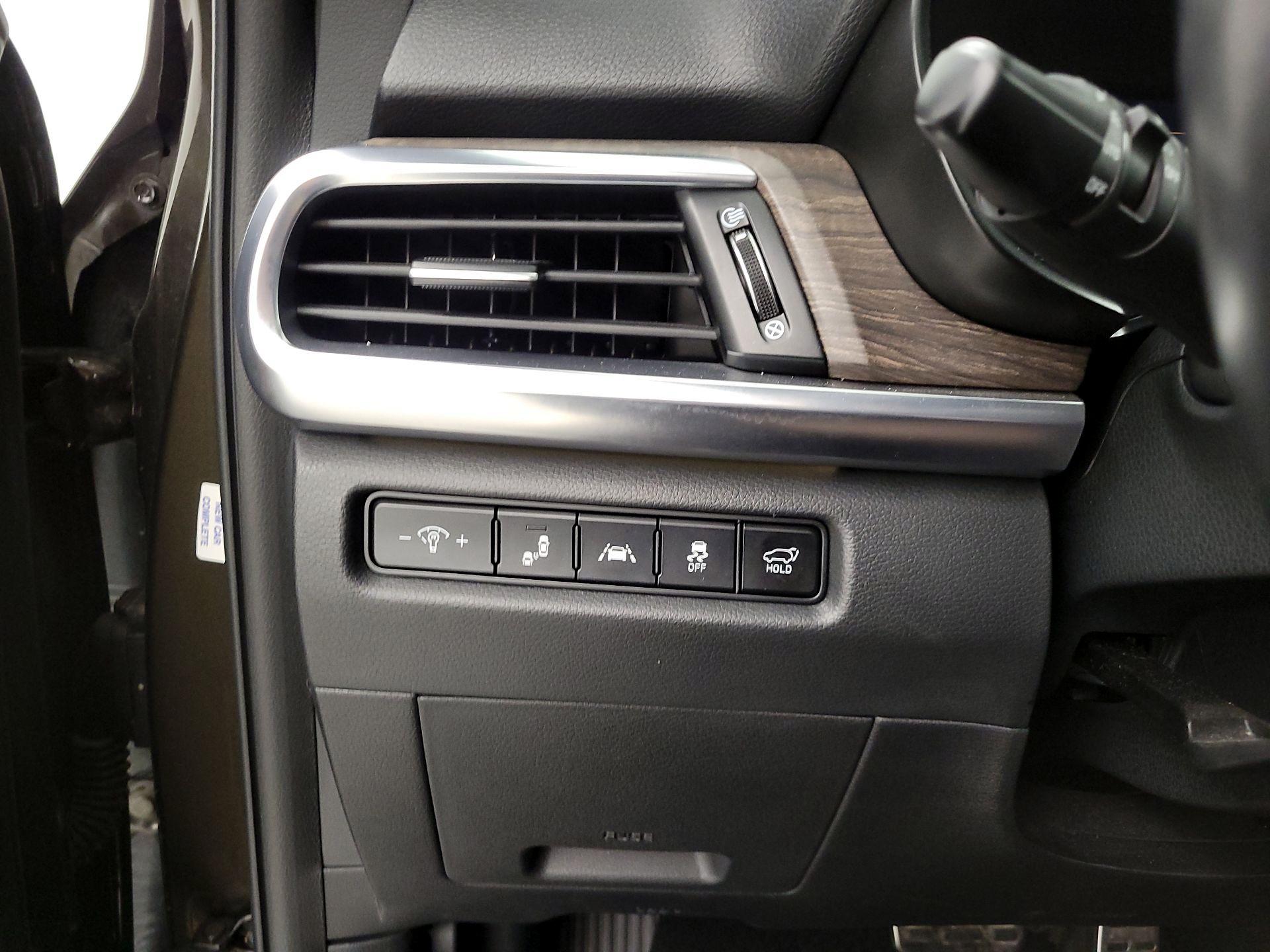 Thumbnail: 2021 Kia Telluride - 13