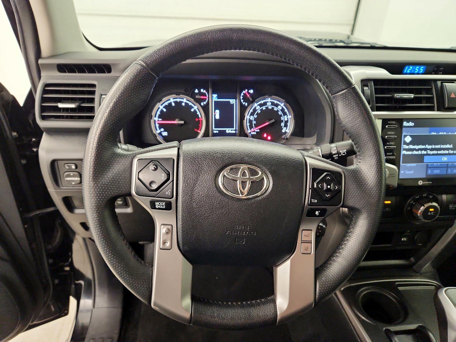 Thumbnail: 2022 Toyota 4Runner - 10