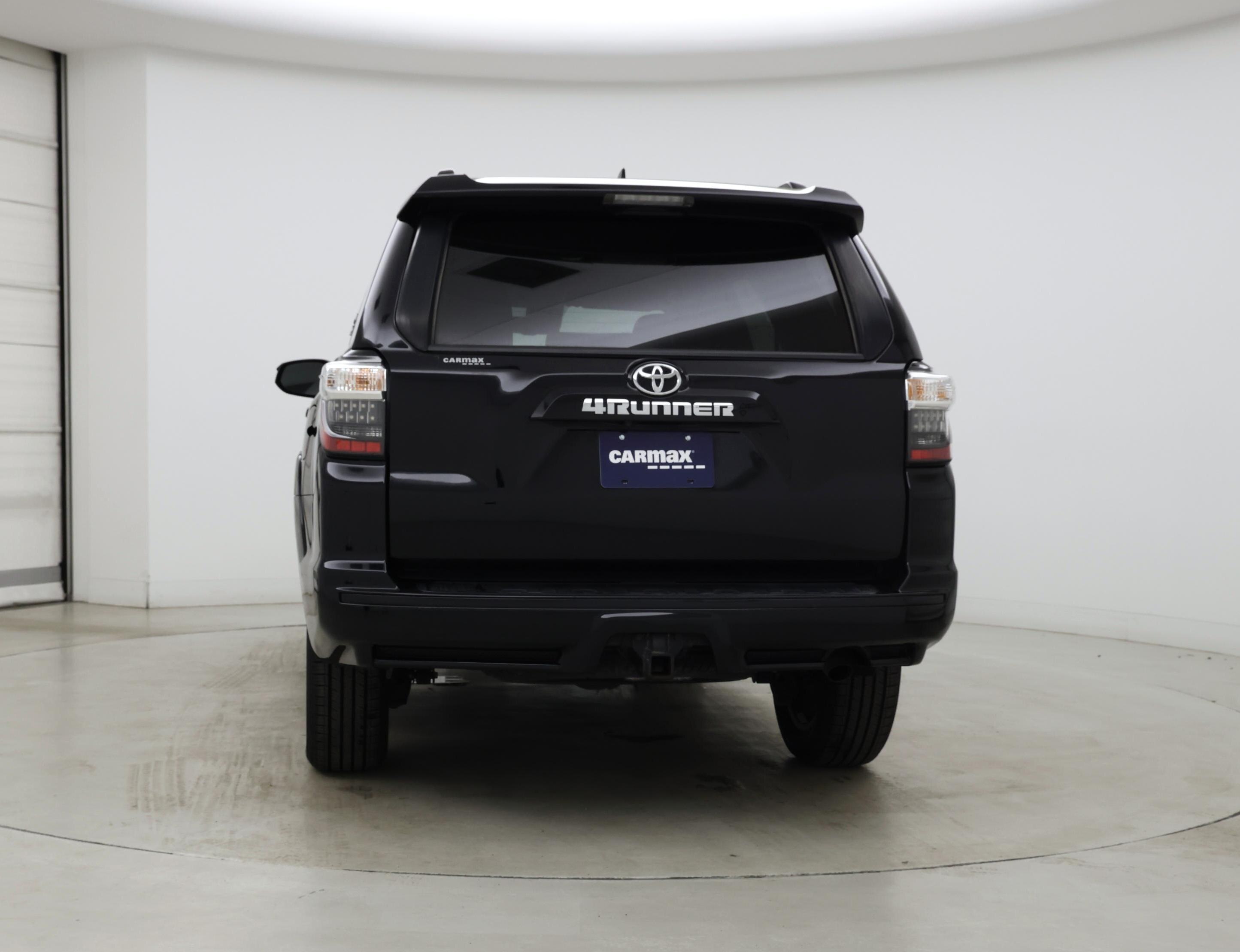 Thumbnail: 2022 Toyota 4Runner - 6